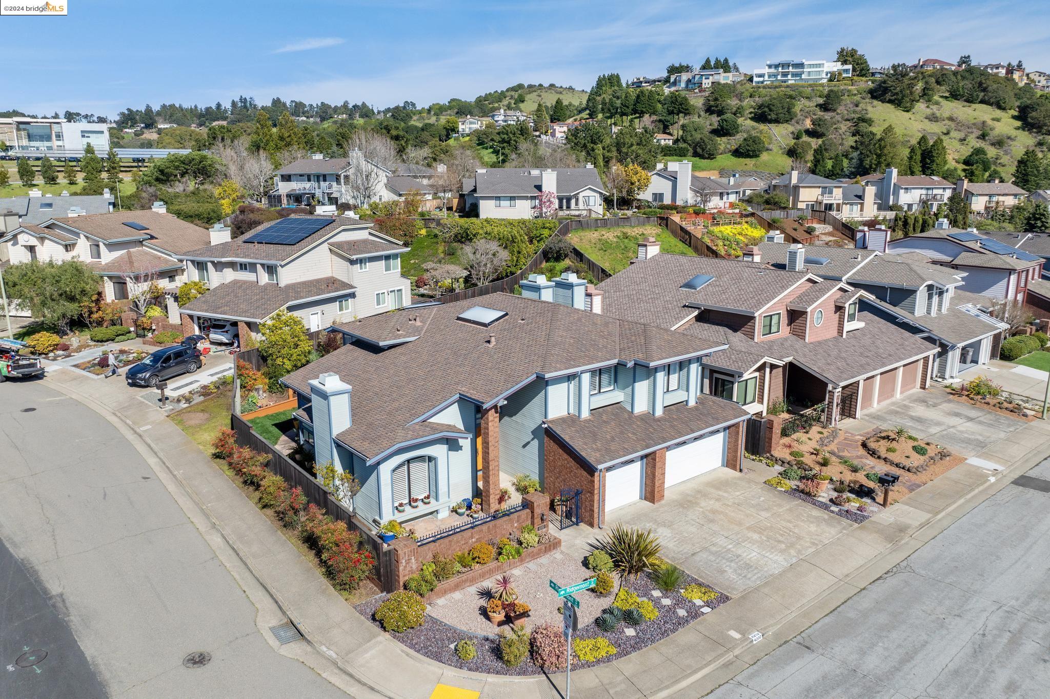 4202 Ridgemont Ct