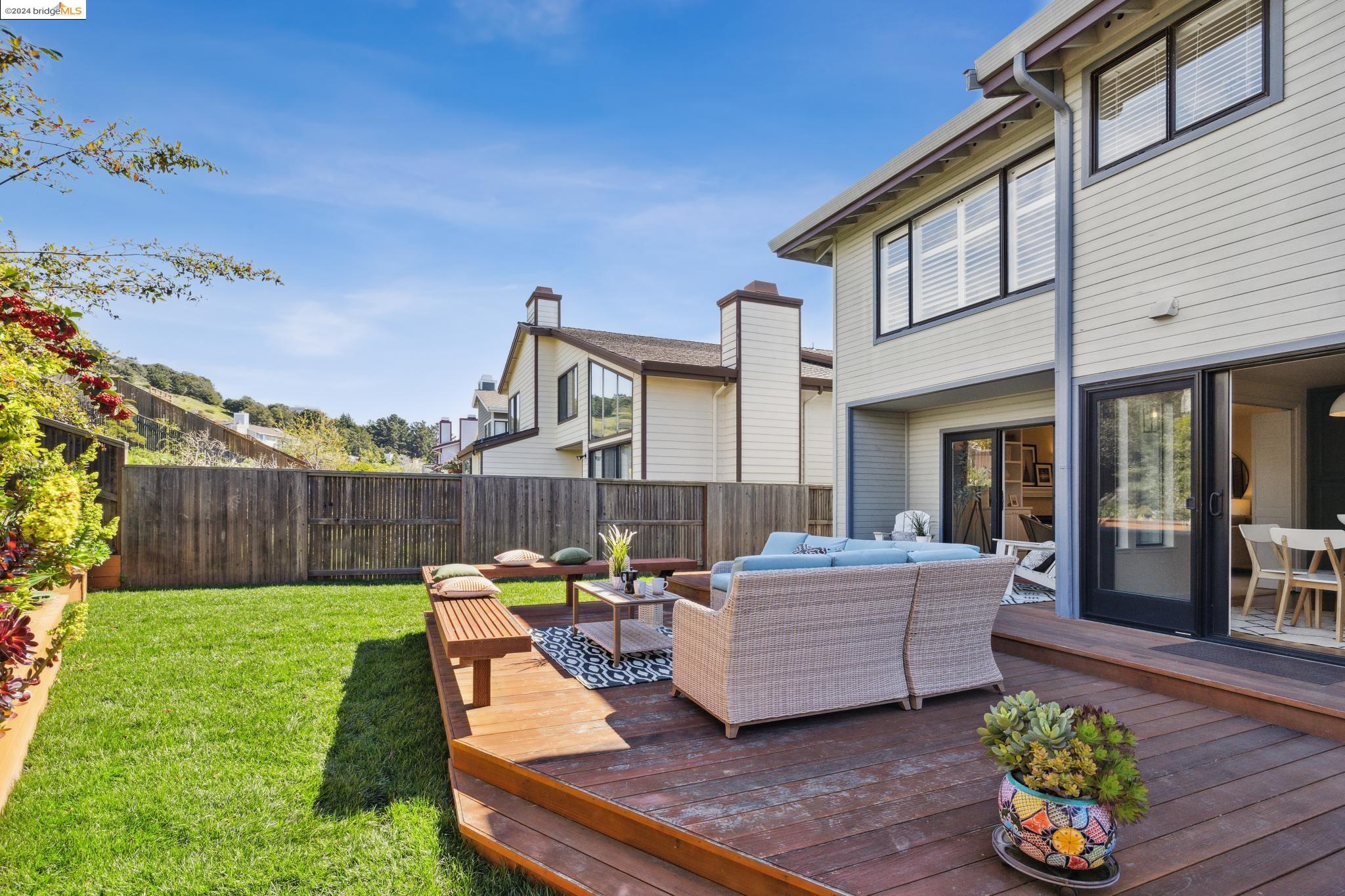 4202 Ridgemont Ct