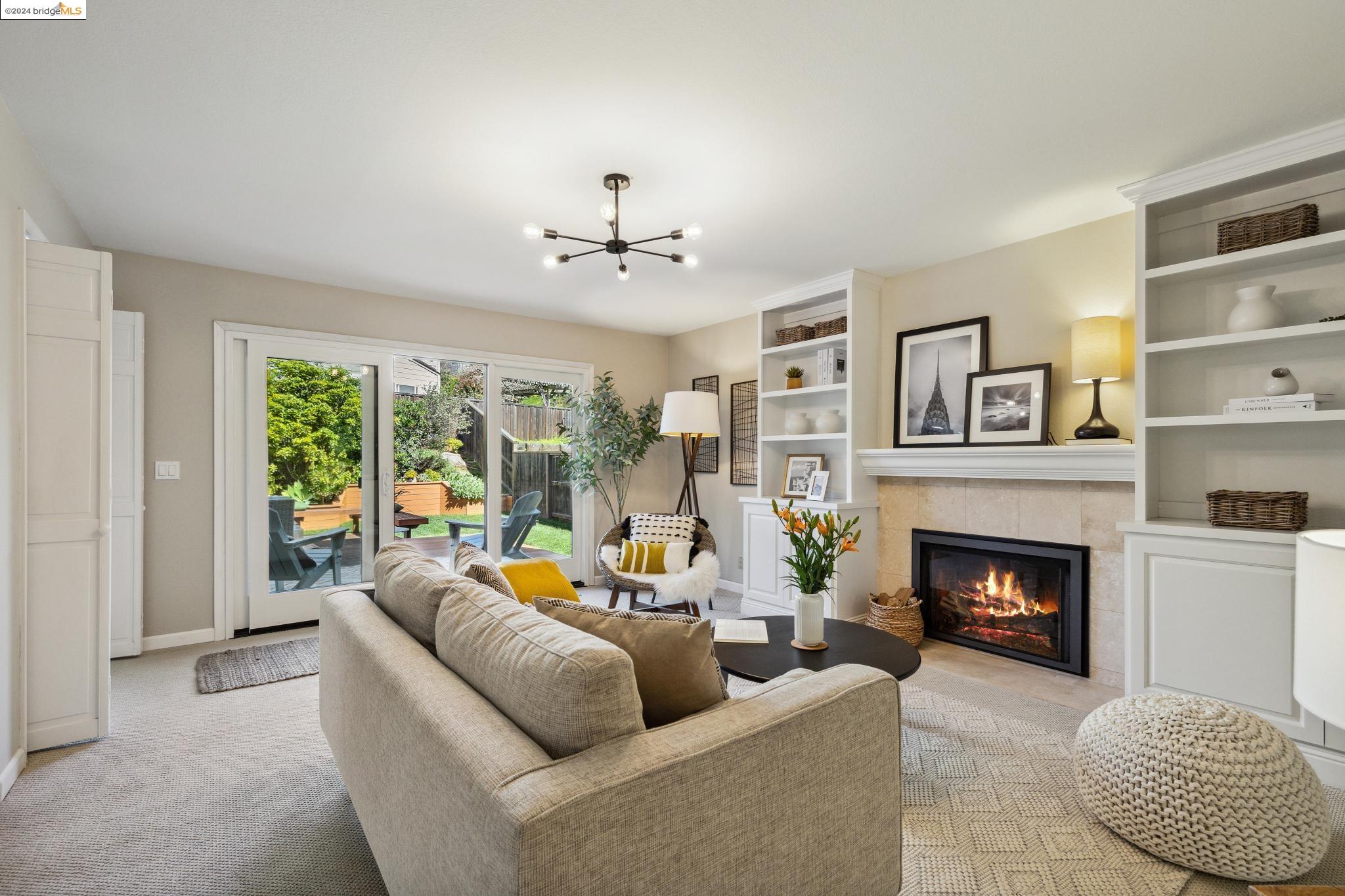 4202 Ridgemont Ct