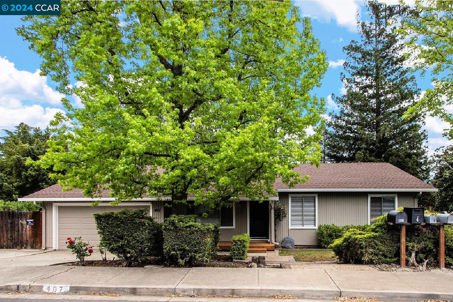 407 Kahrs Ave
