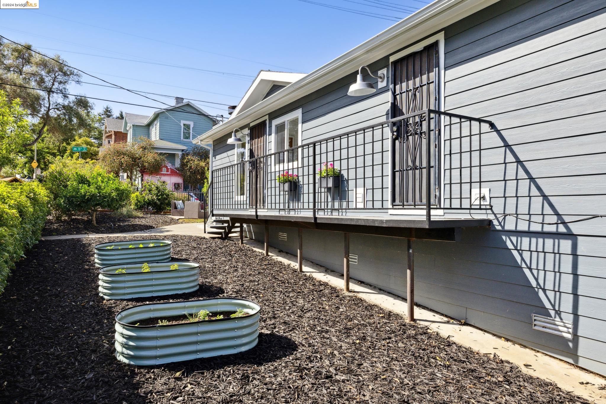 1904 11Th Ave