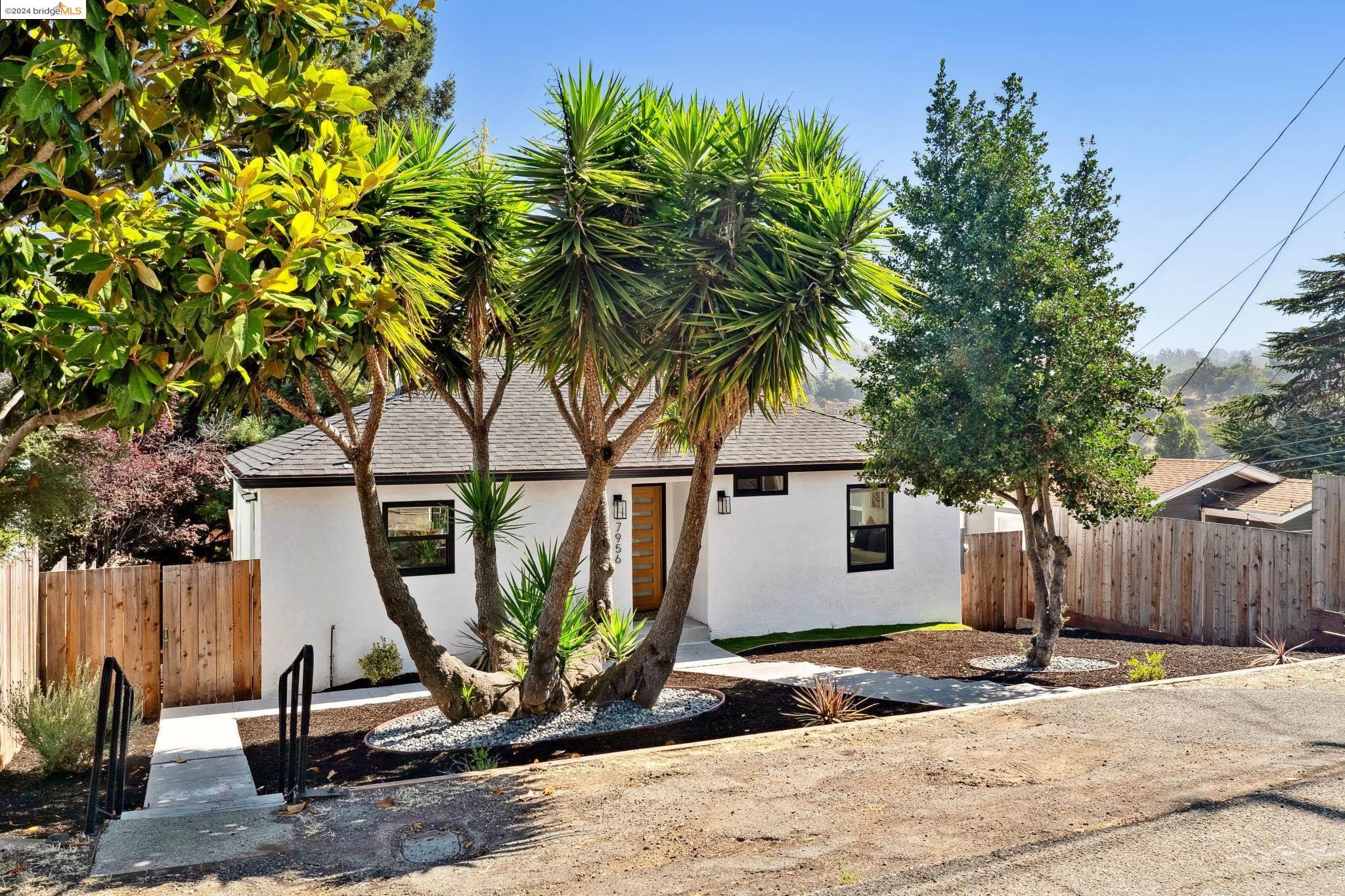 7956 Greenly Dr