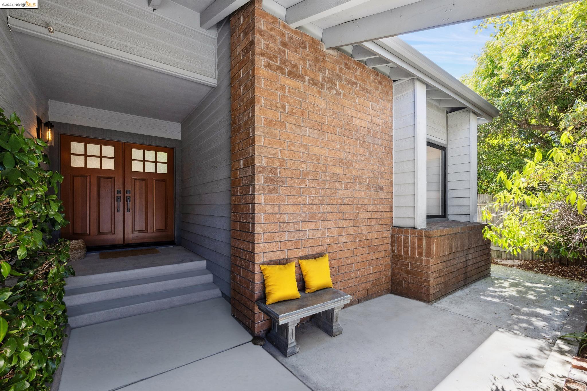 4212 High Knoll Dr