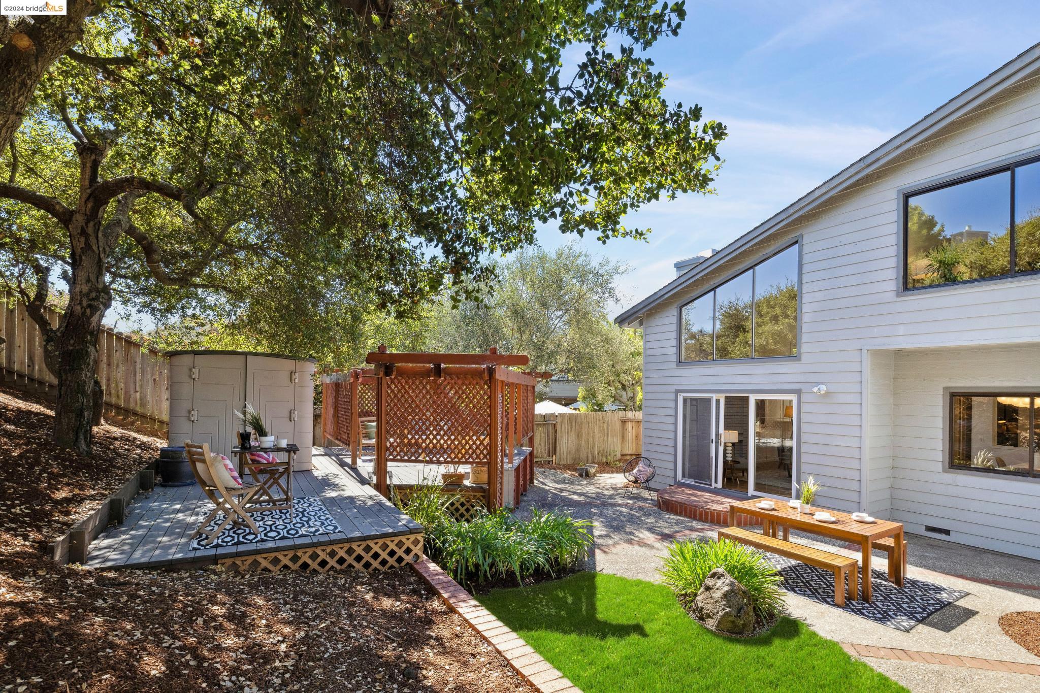 4212 High Knoll Dr