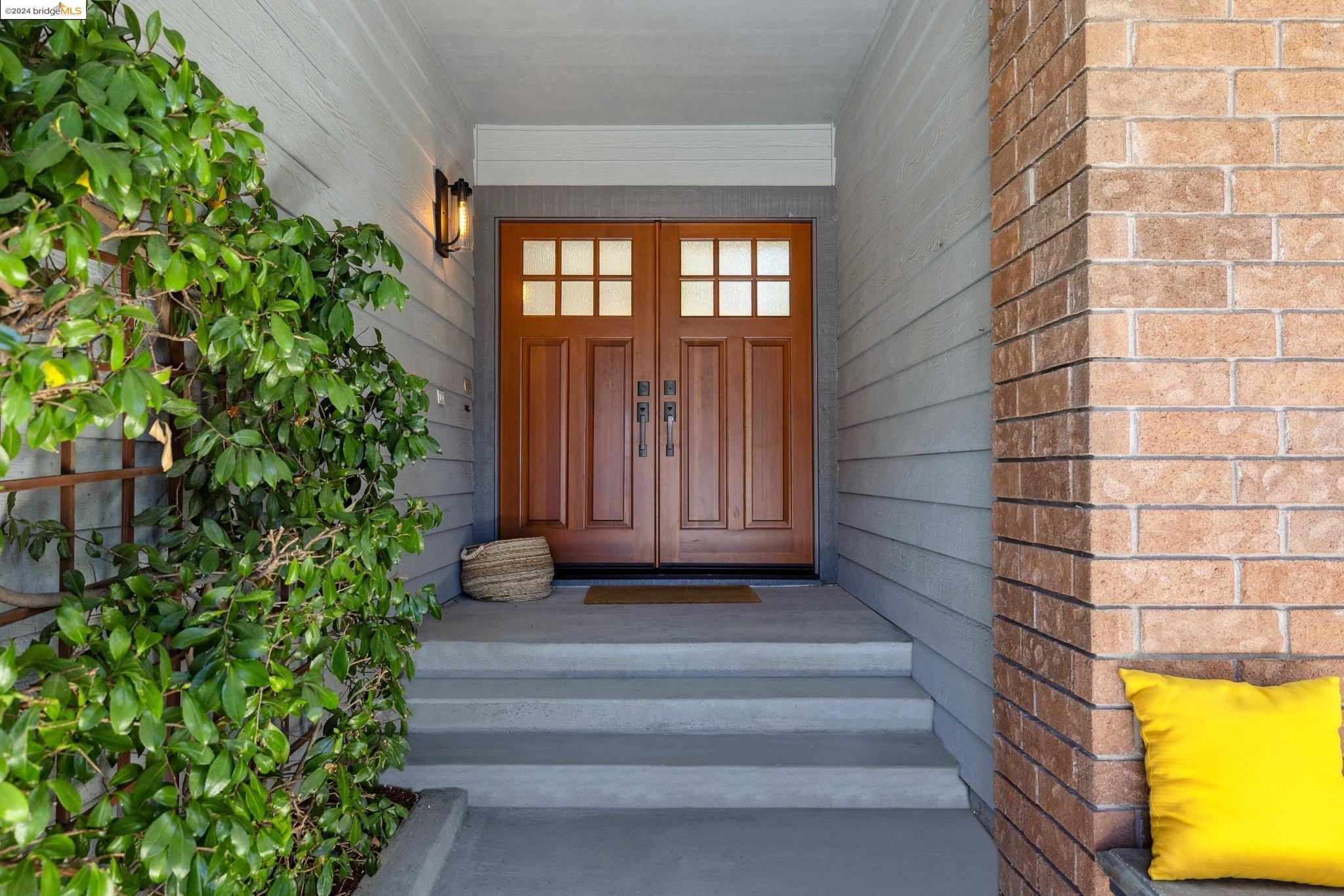 4212 High Knoll Dr