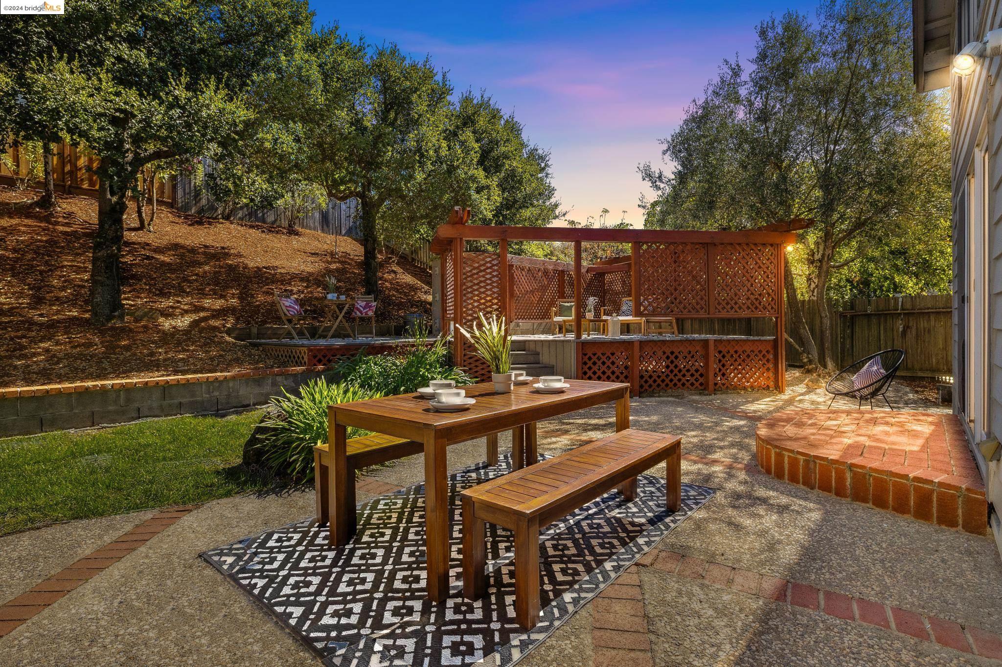 4212 High Knoll Dr
