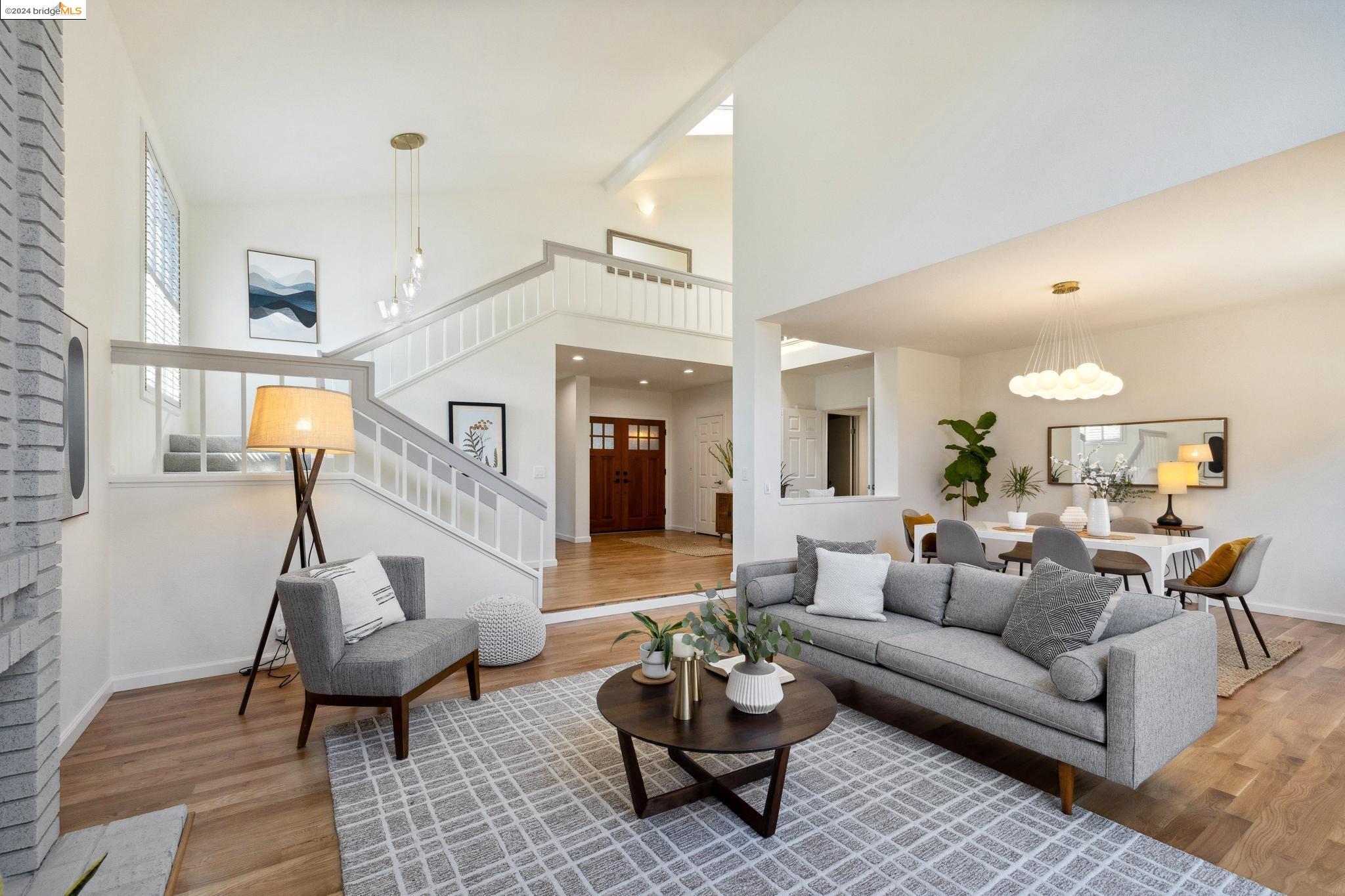 4212 High Knoll Dr