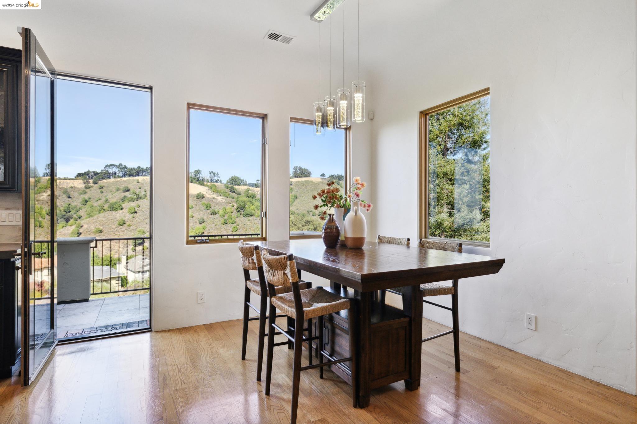 1033 Amito Dr