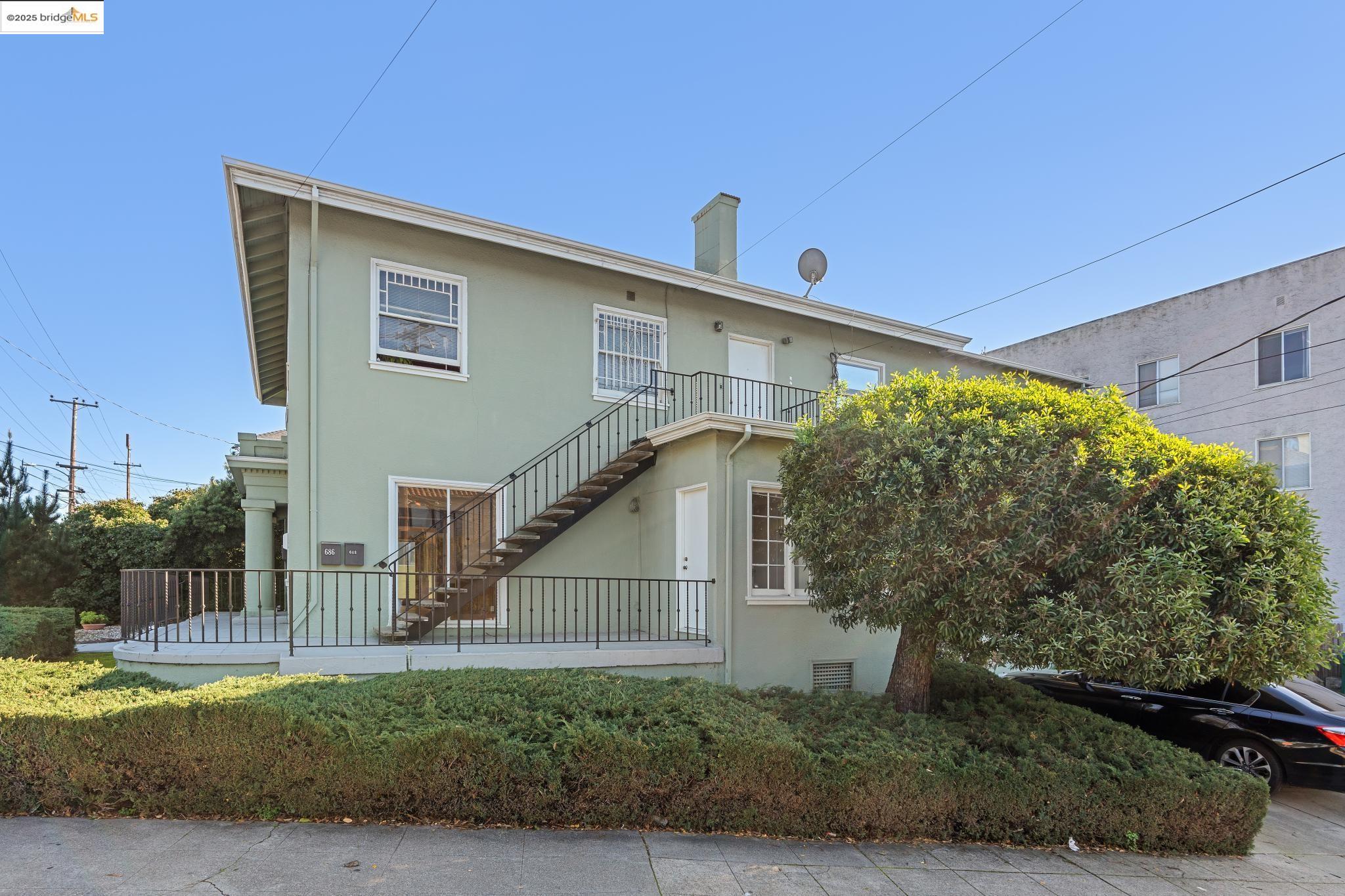 1001 Macarthur Blvd