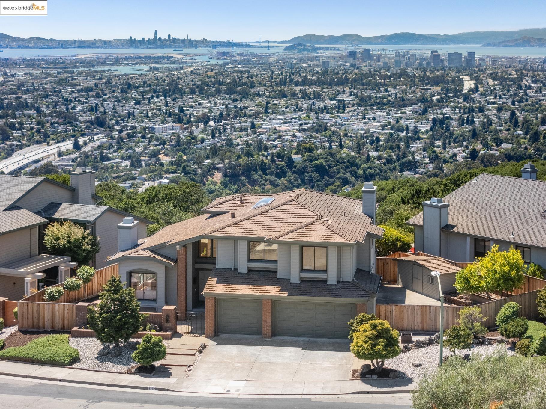 6109 Ridgemont Dr