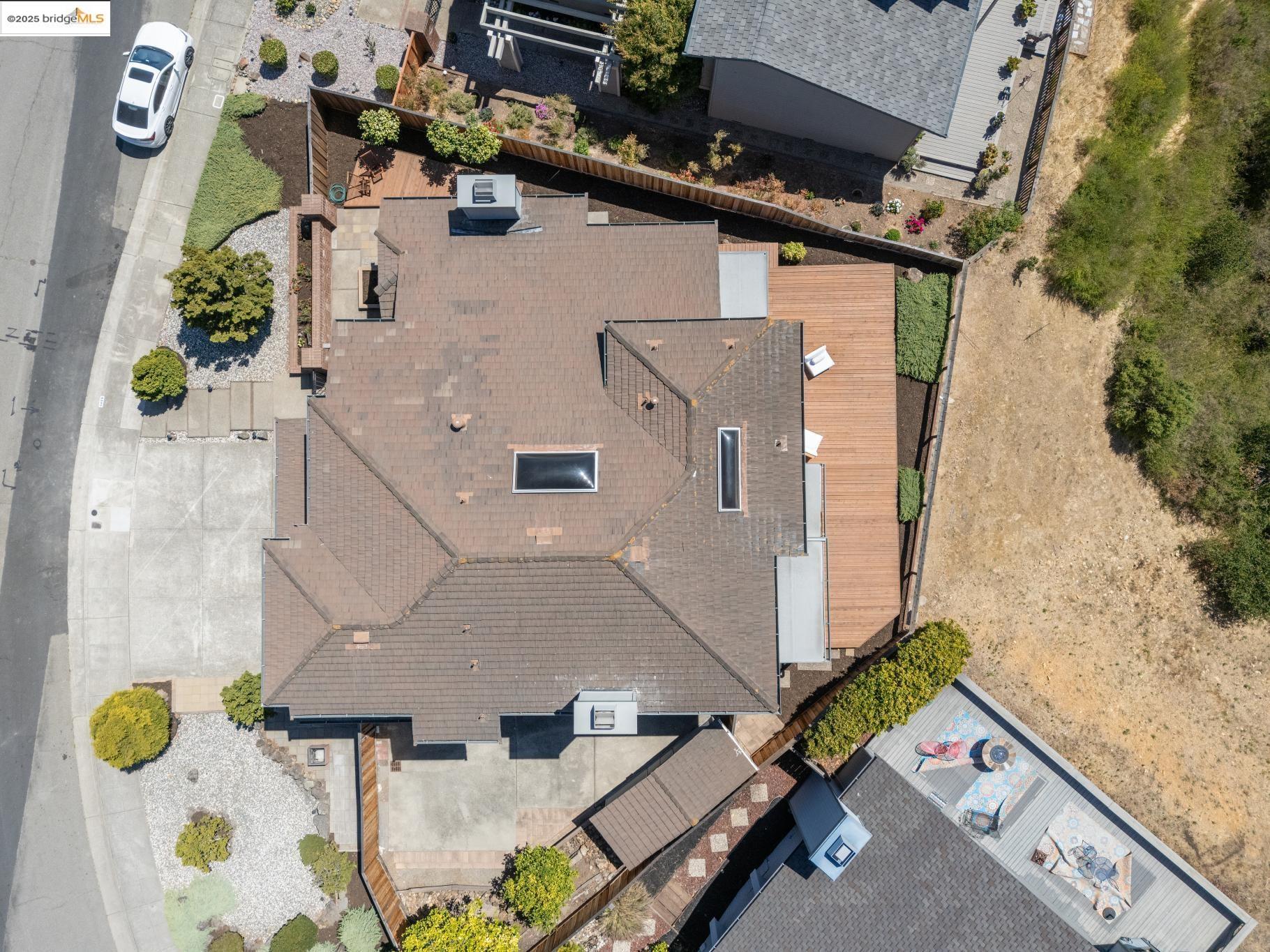6109 Ridgemont Dr