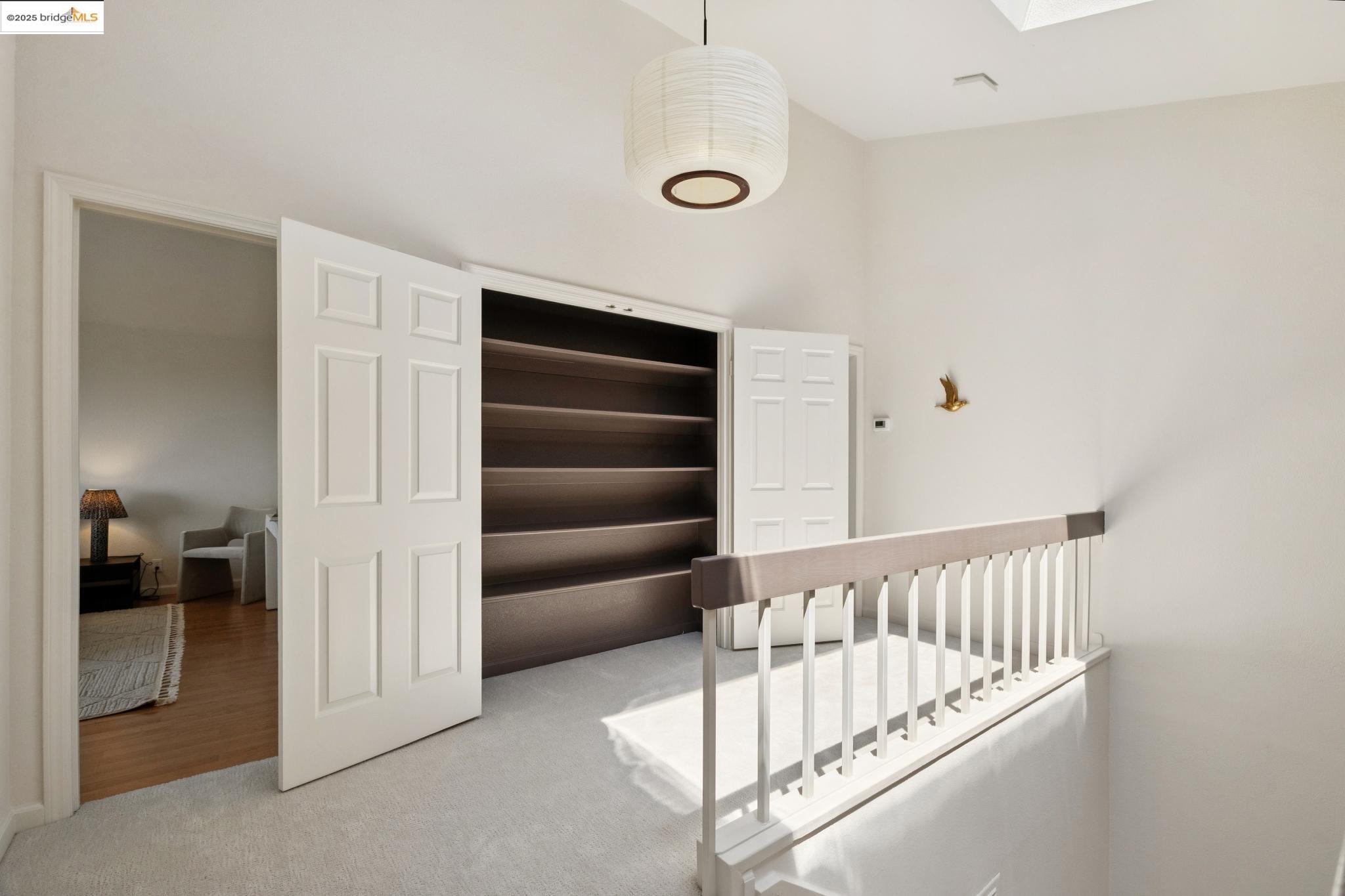 6109 Ridgemont Dr