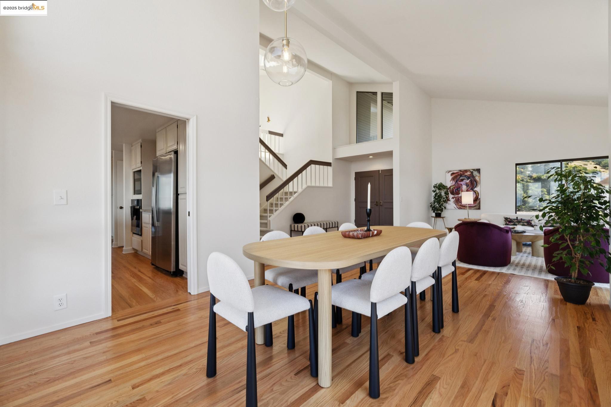 6109 Ridgemont Dr