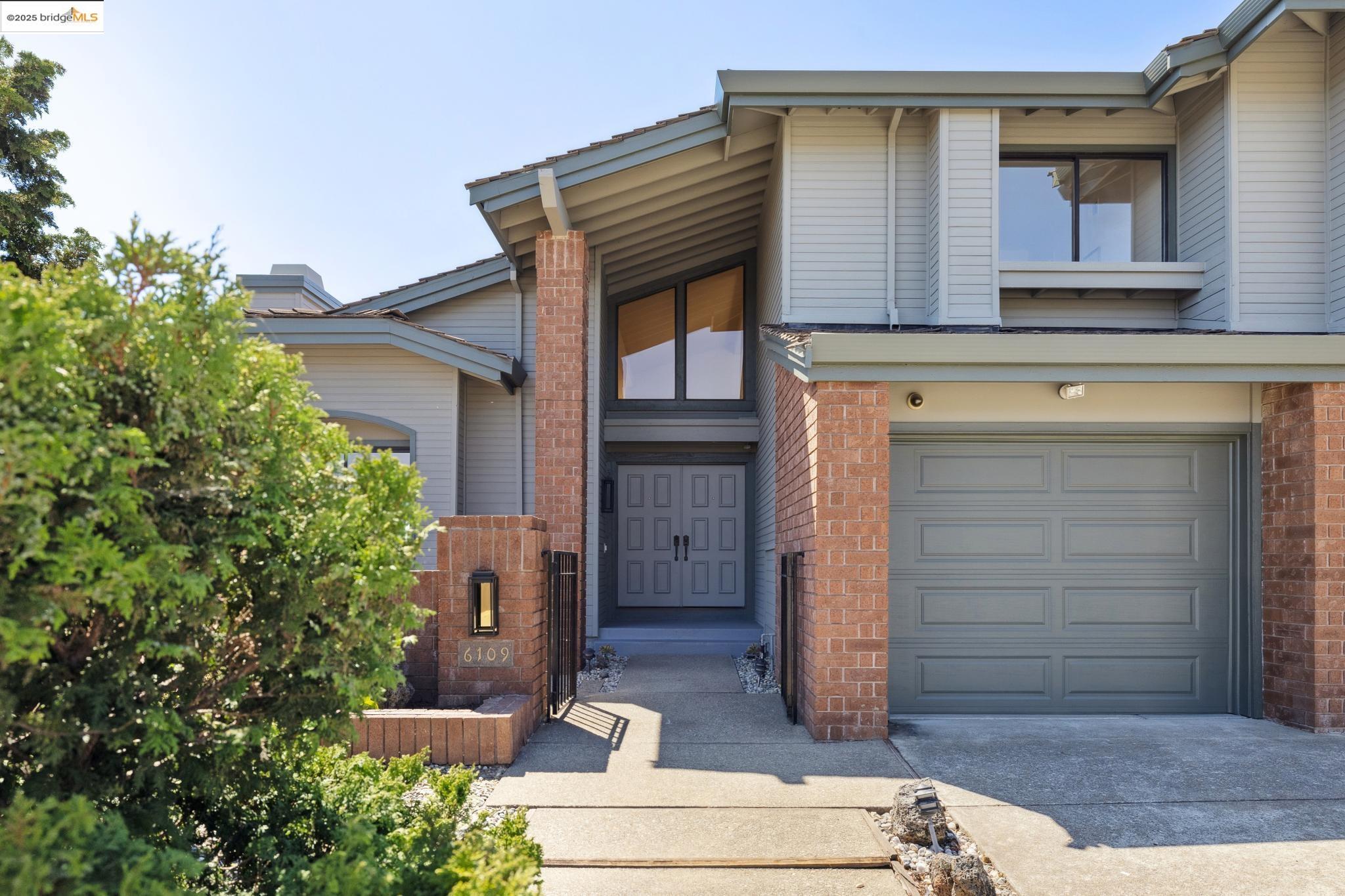6109 Ridgemont Dr