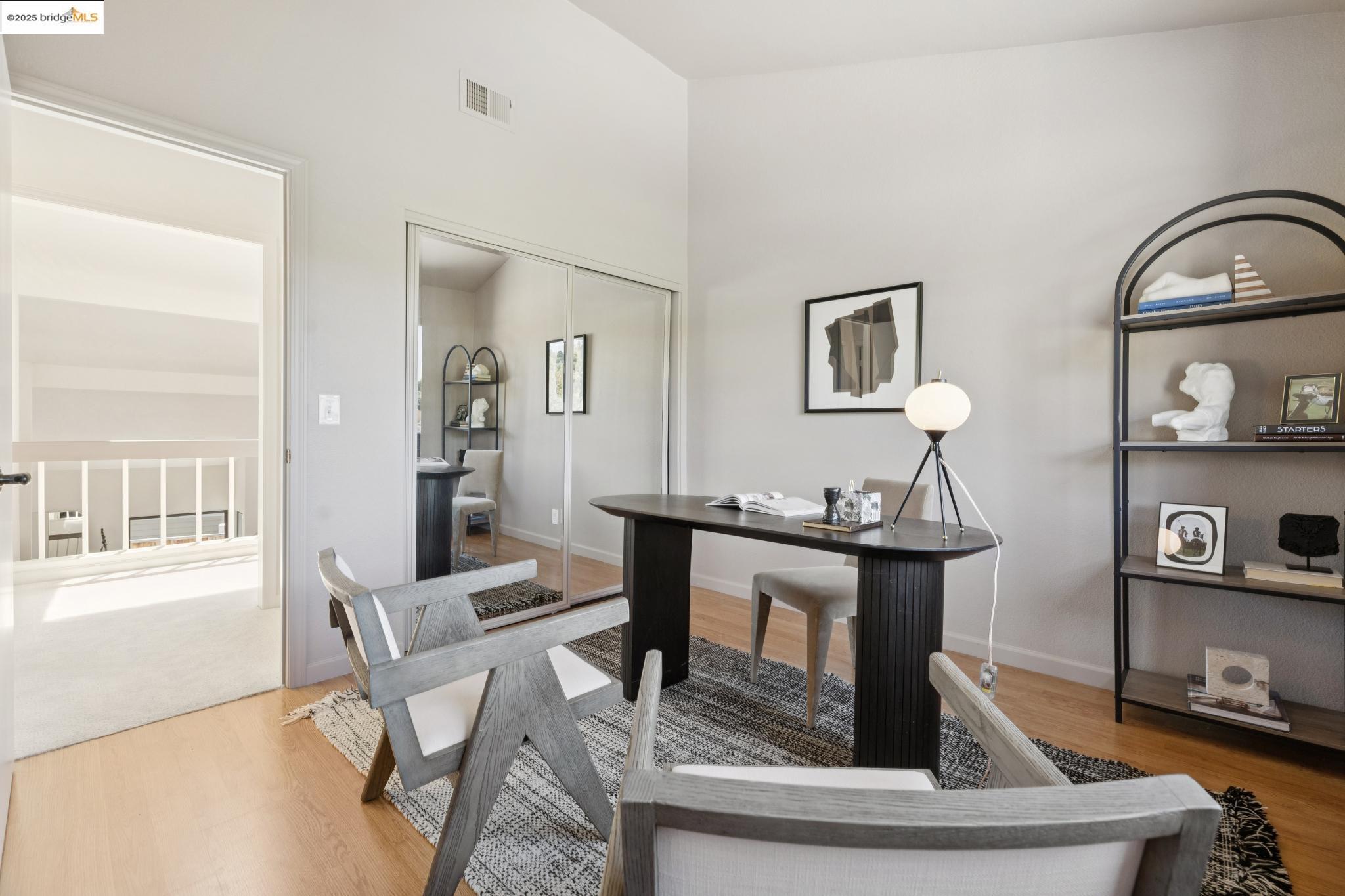6109 Ridgemont Dr
