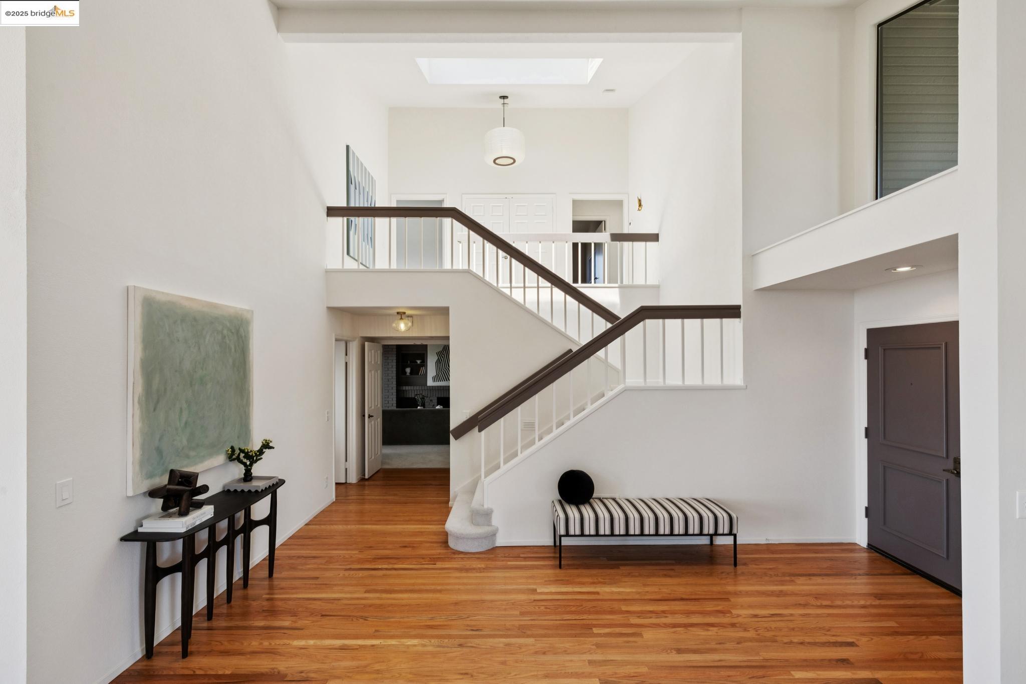 6109 Ridgemont Dr