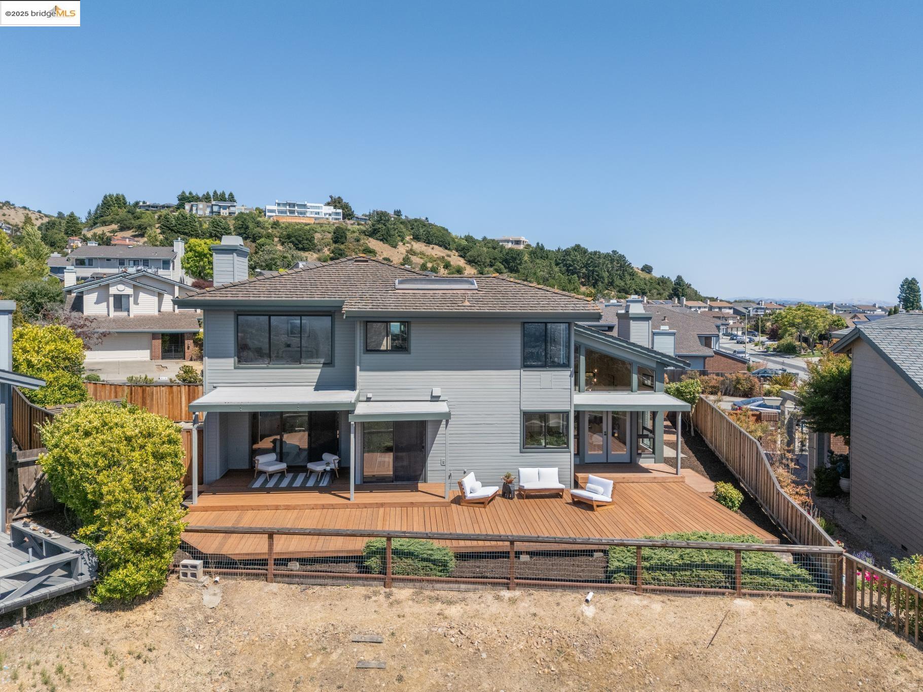6109 Ridgemont Dr