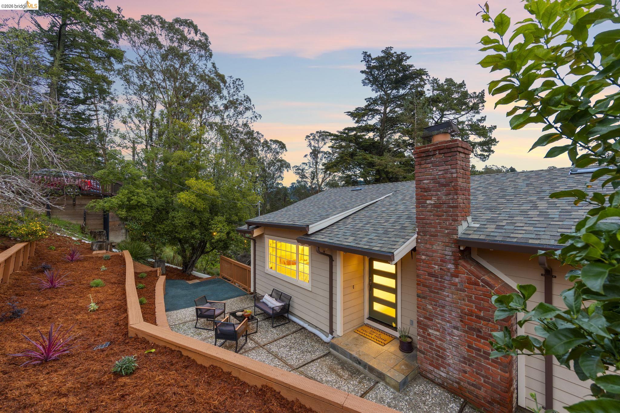2 Cortez Ct