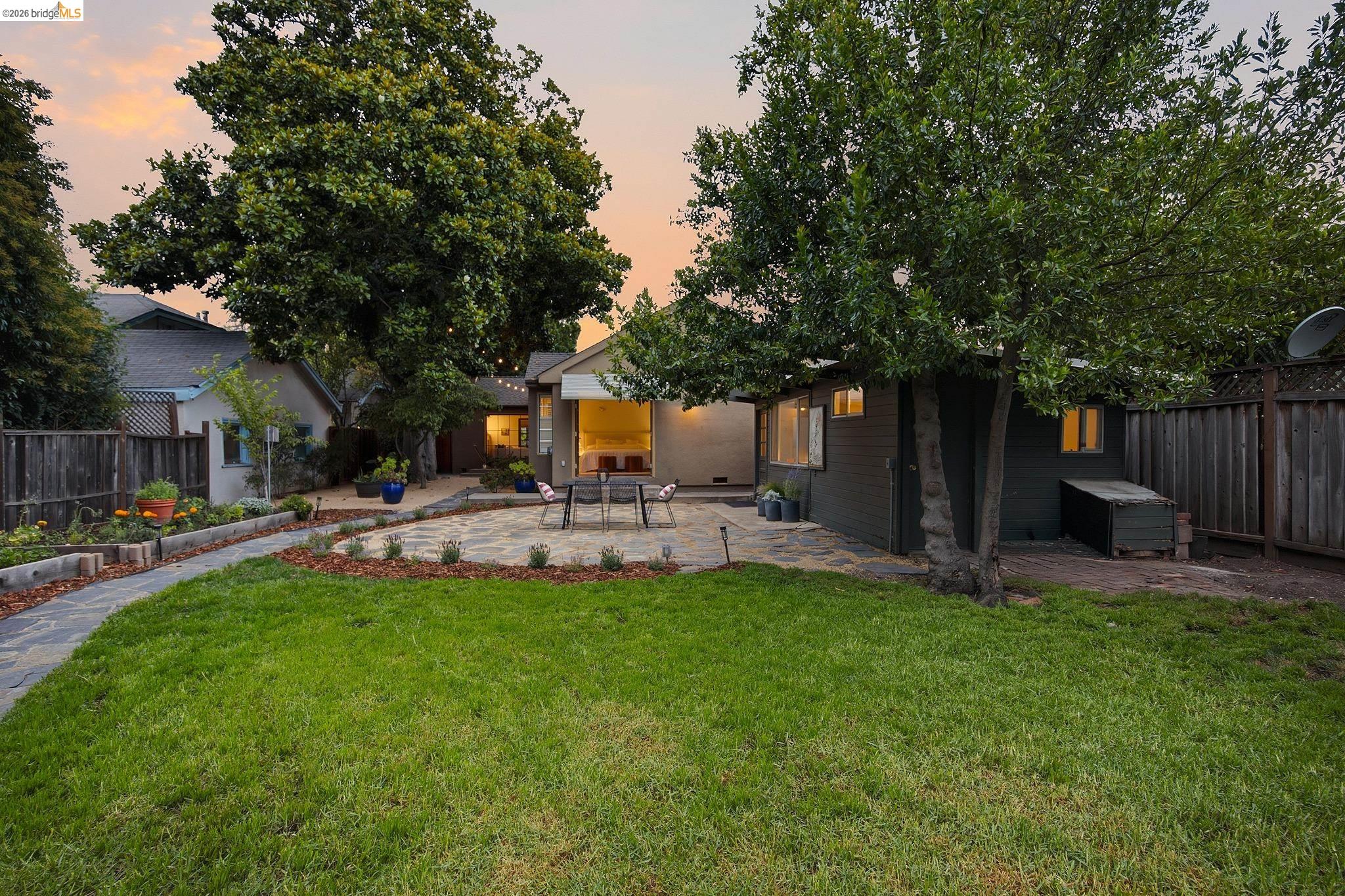 201 Beverly Ave