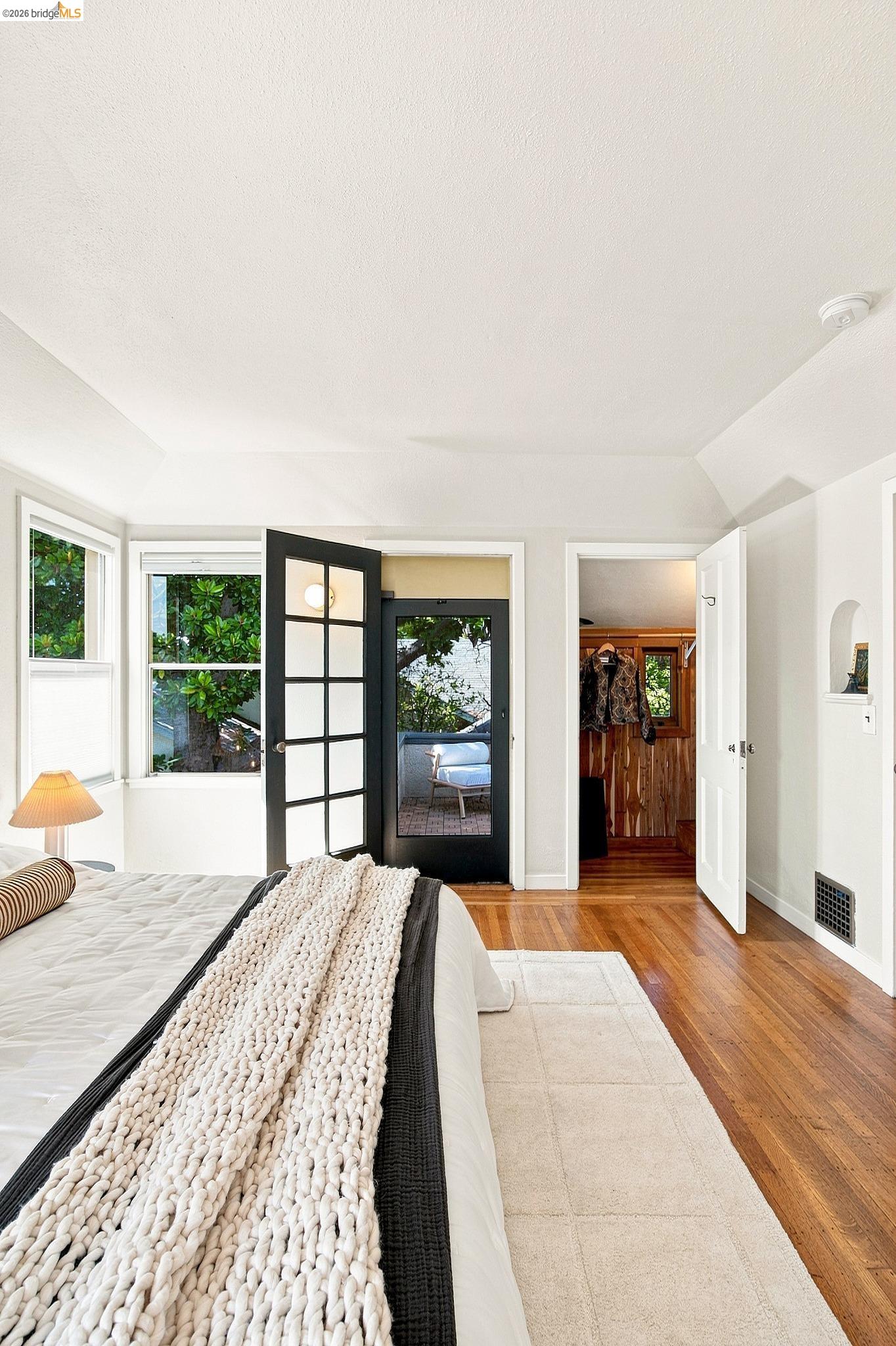 201 Beverly Ave