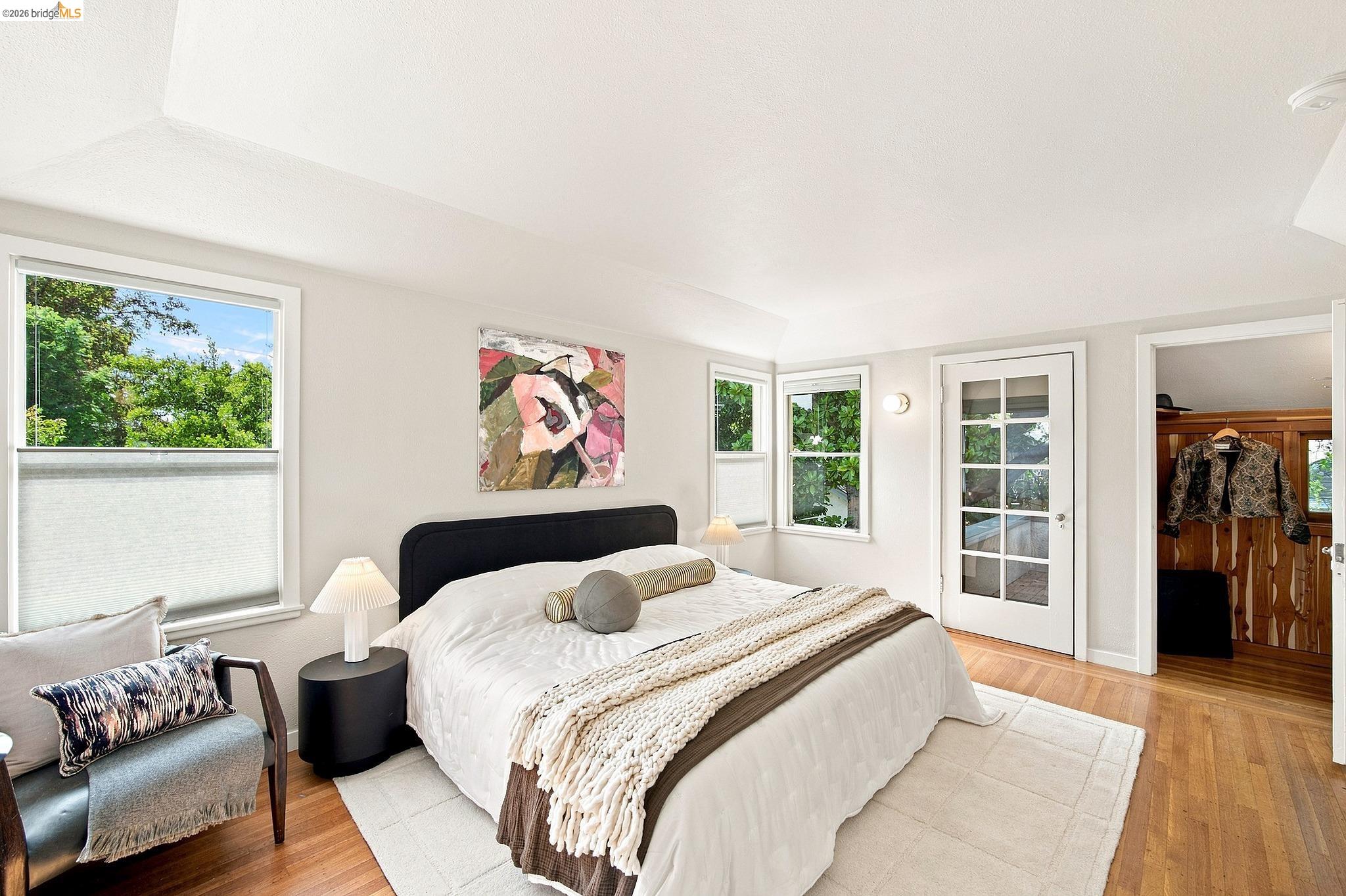 201 Beverly Ave