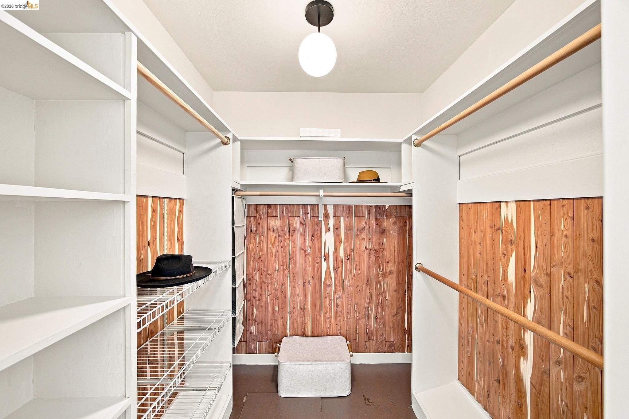 201 Beverly Ave
