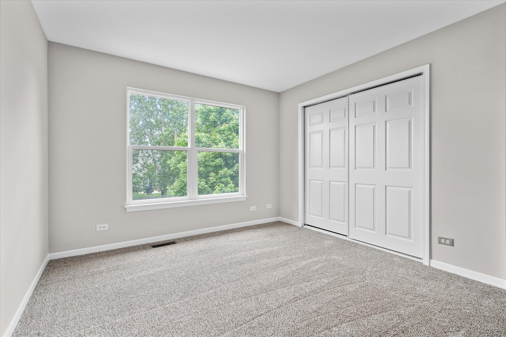 2388 Iroquois Lane