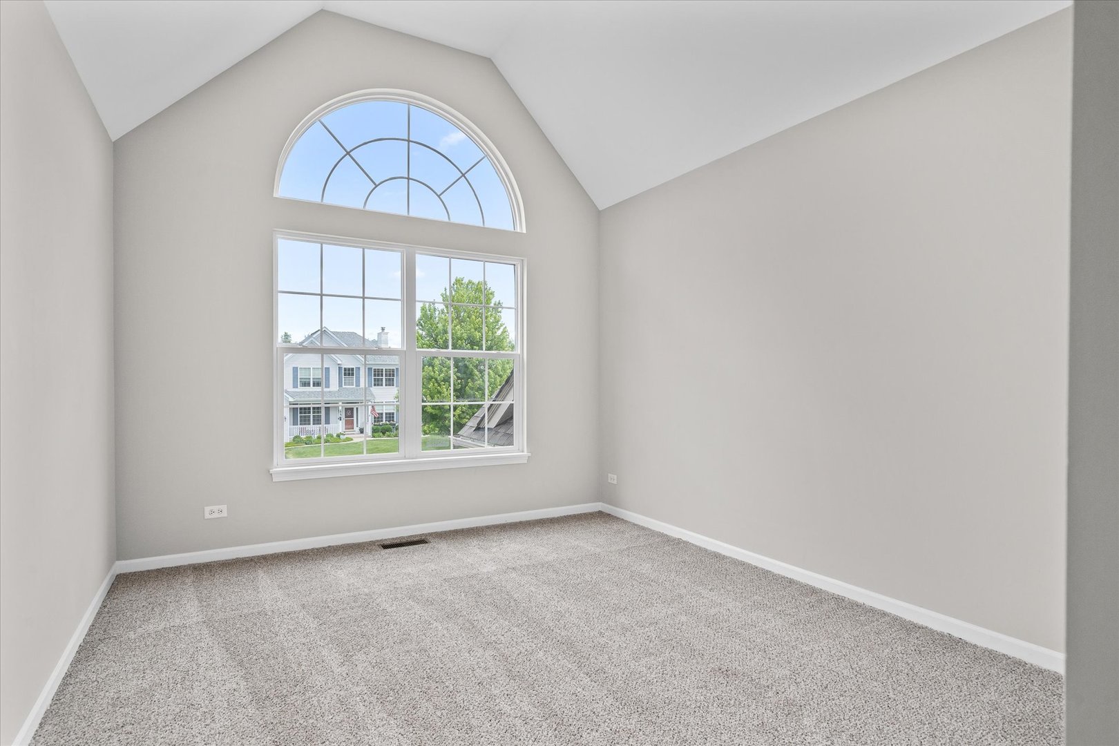 2388 Iroquois Lane