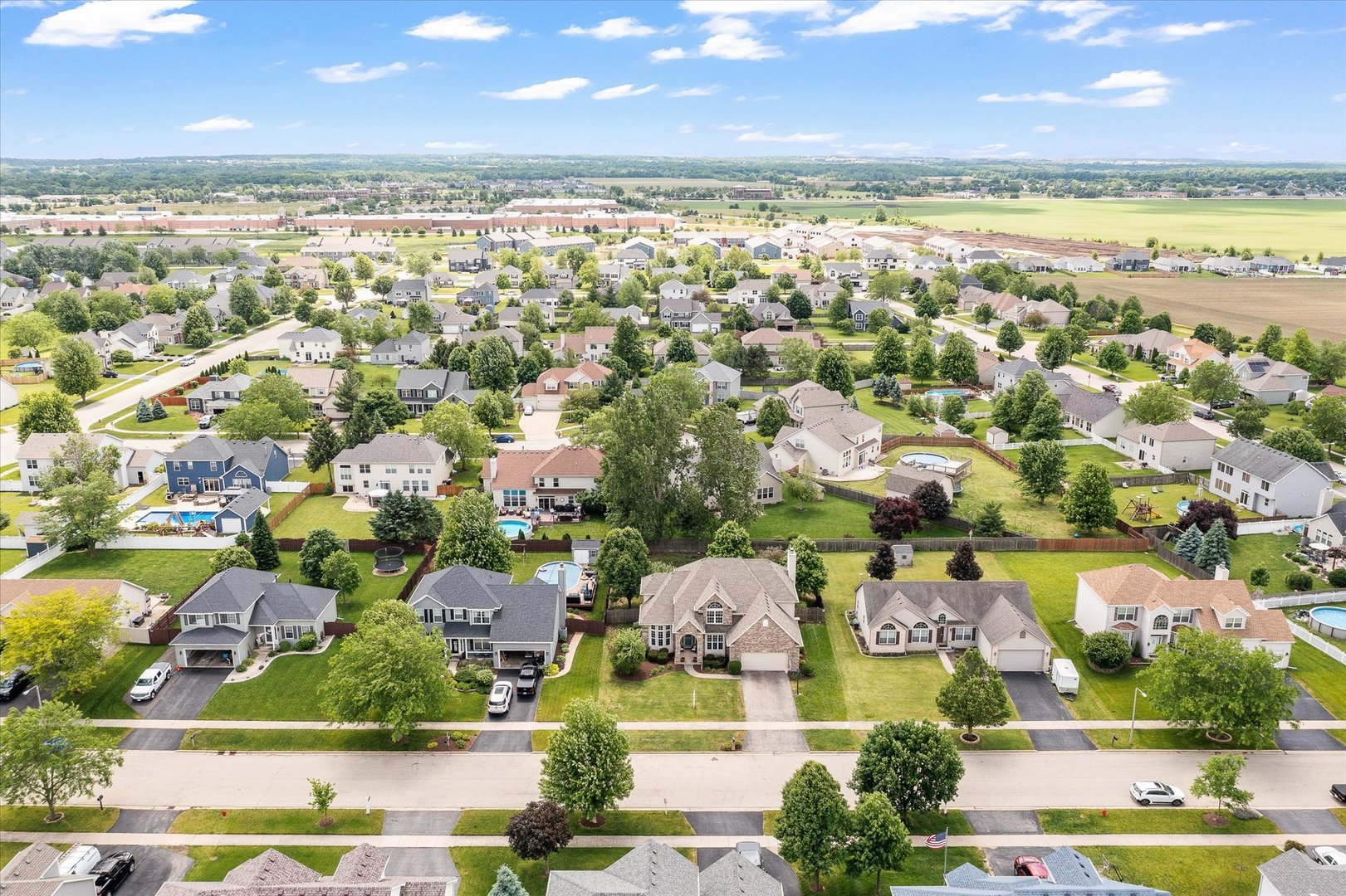 2388 Iroquois Lane