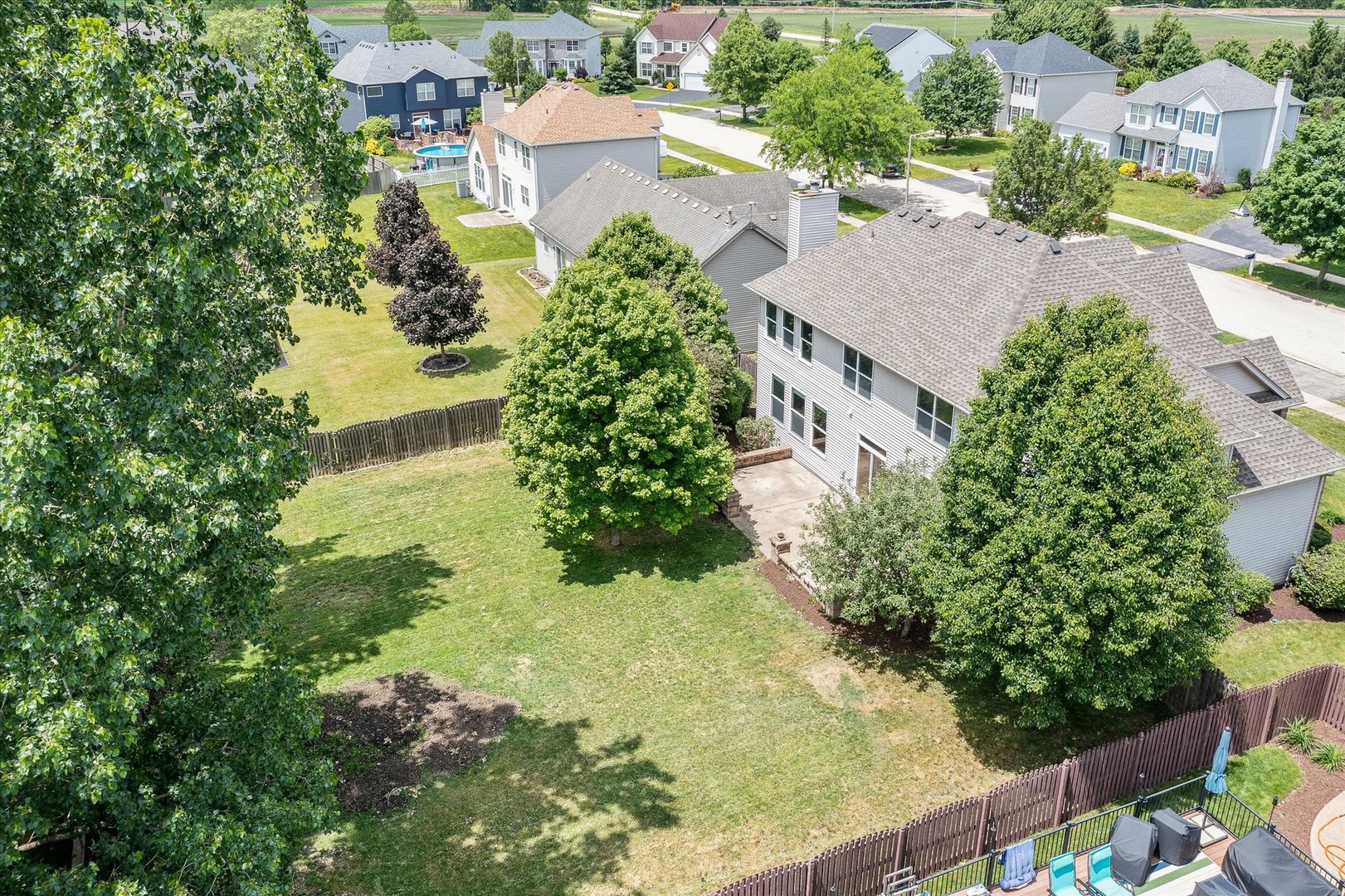 2388 Iroquois Lane