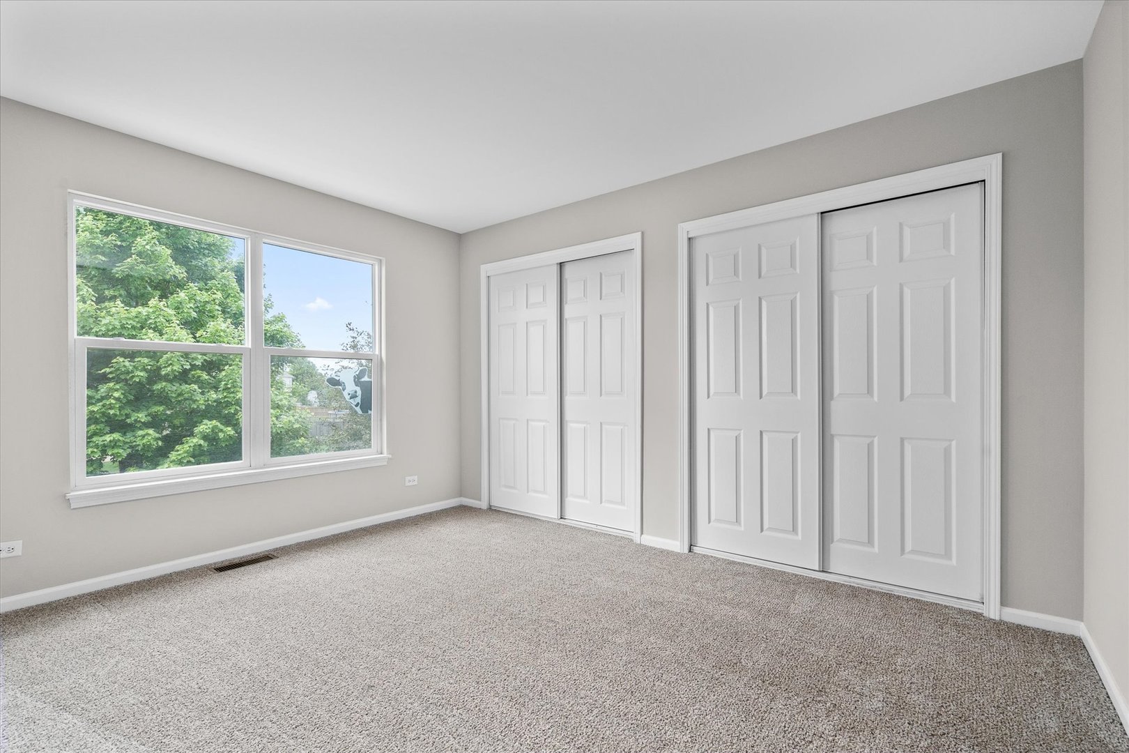 2388 Iroquois Lane