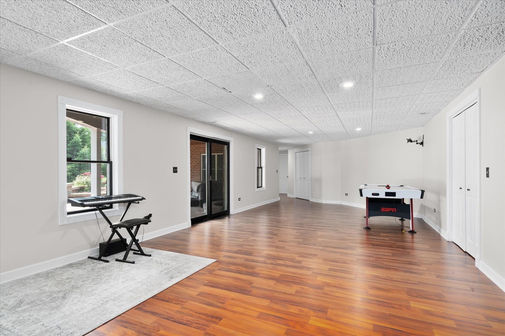 42W183 Ravine Drive