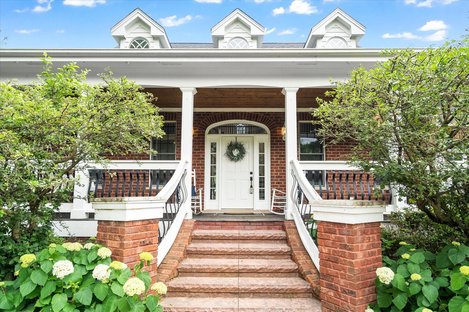 42W183 Ravine Drive