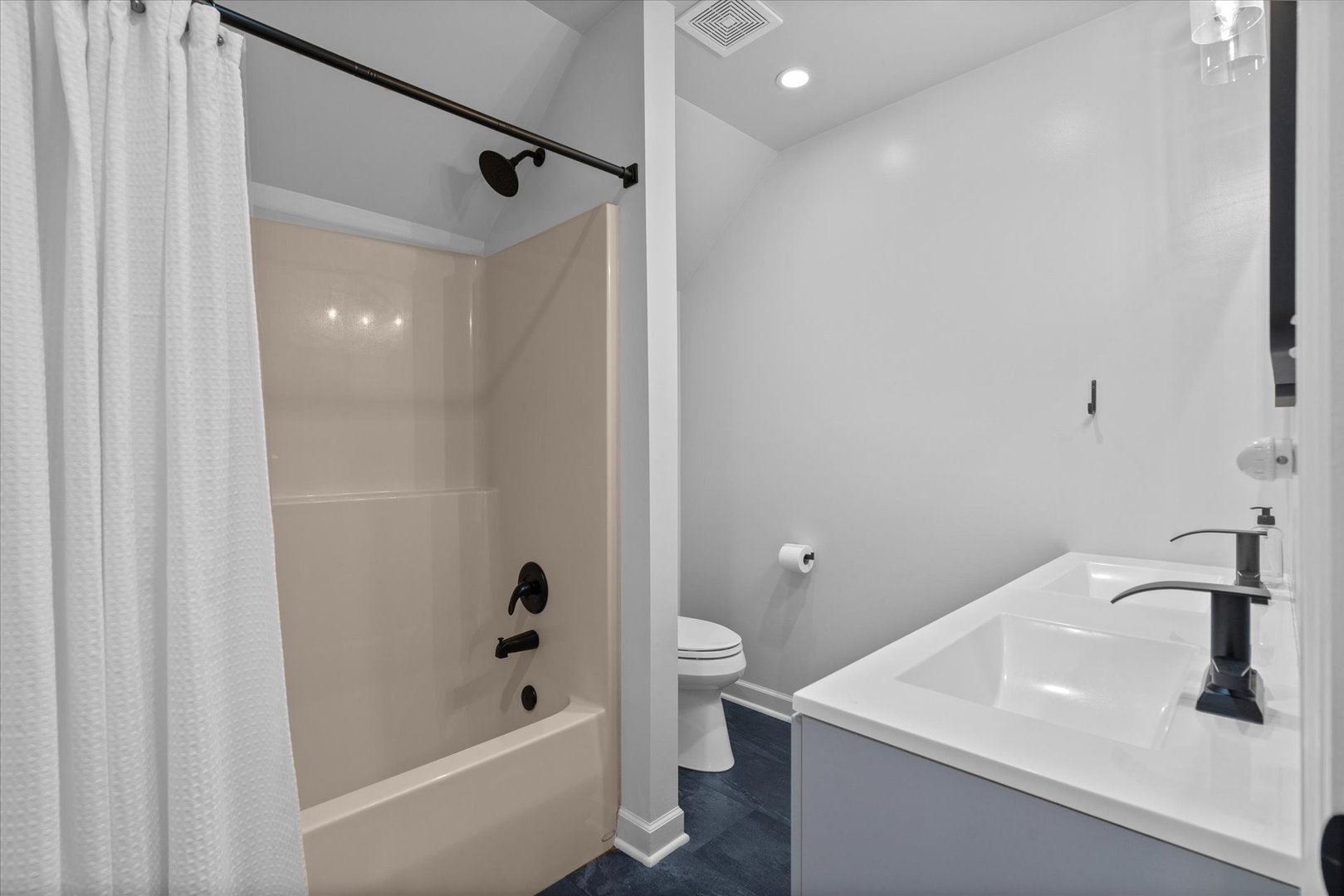 42W183 Ravine Drive