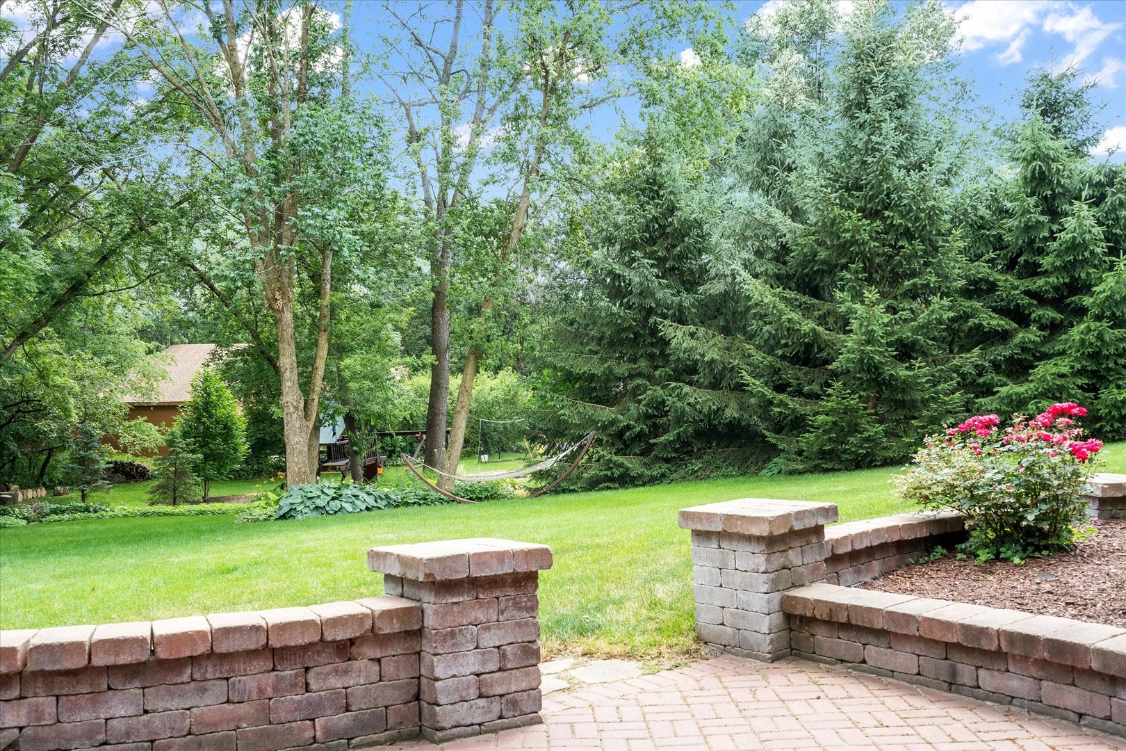 42W183 Ravine Drive