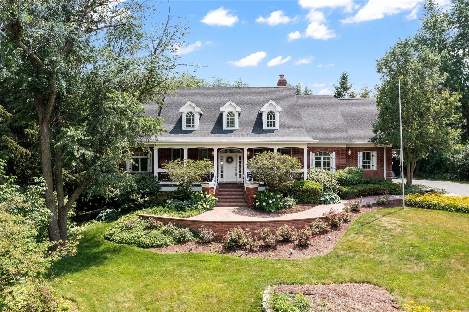 42W183 Ravine Drive