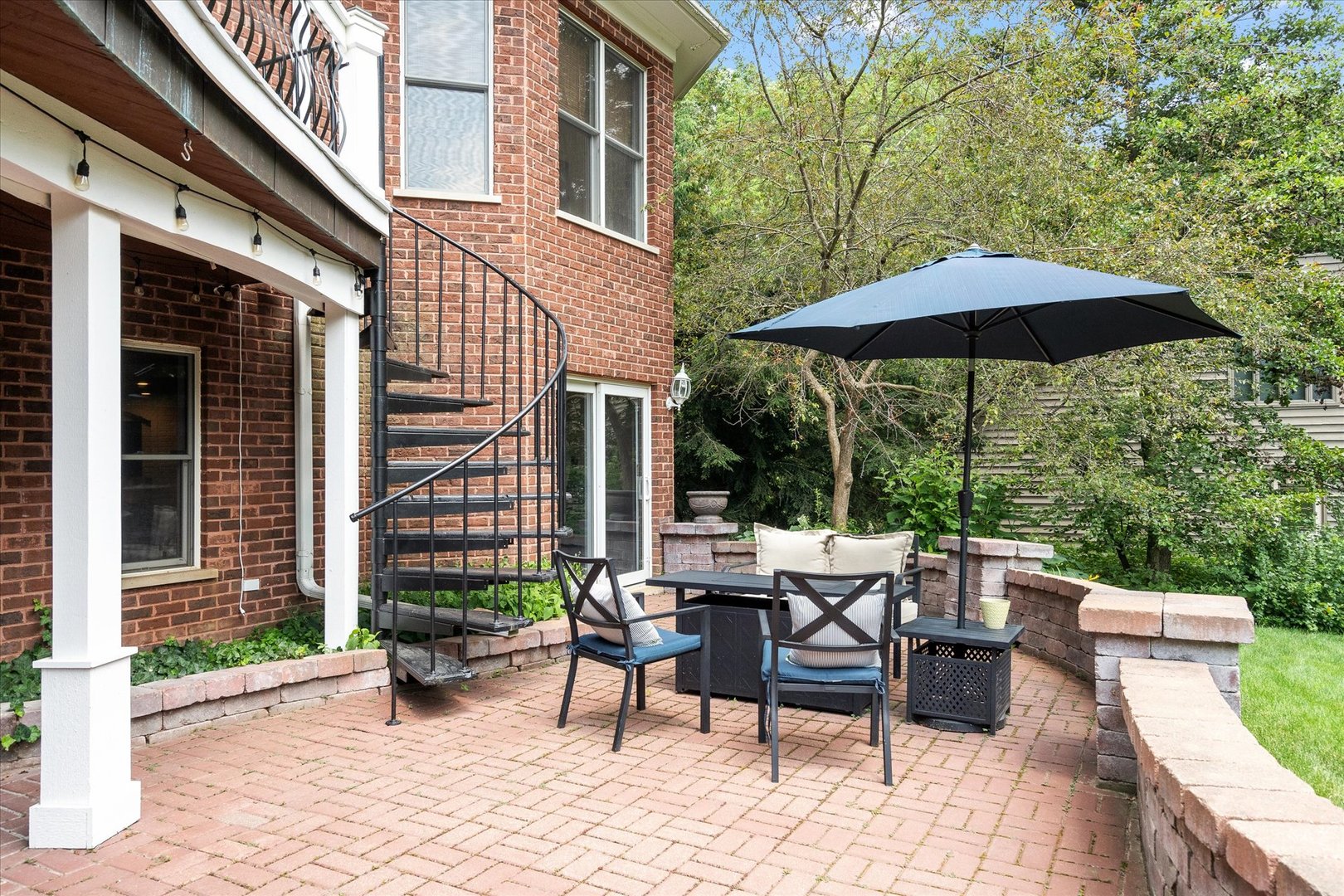 42W183 Ravine Drive