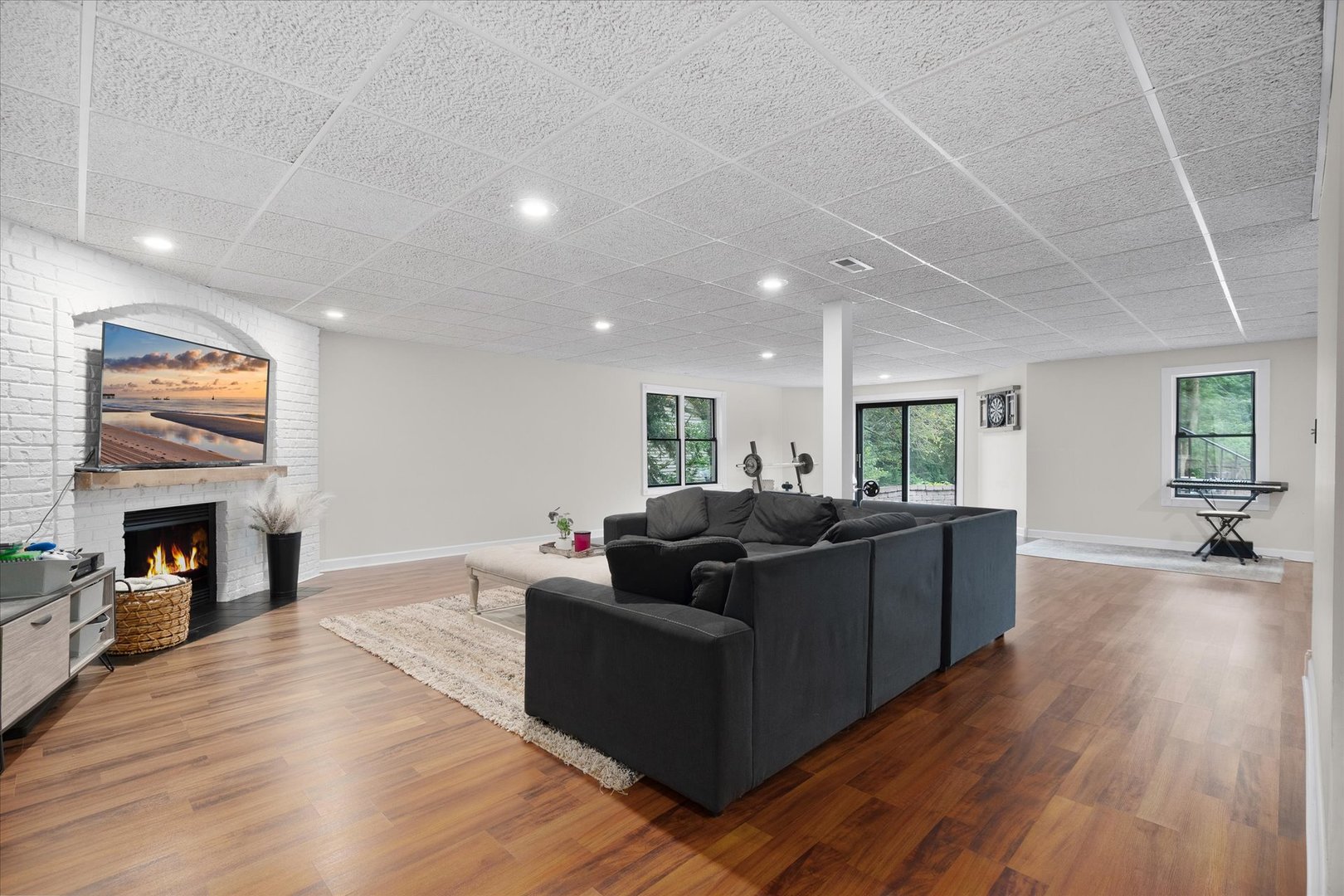 42W183 Ravine Drive