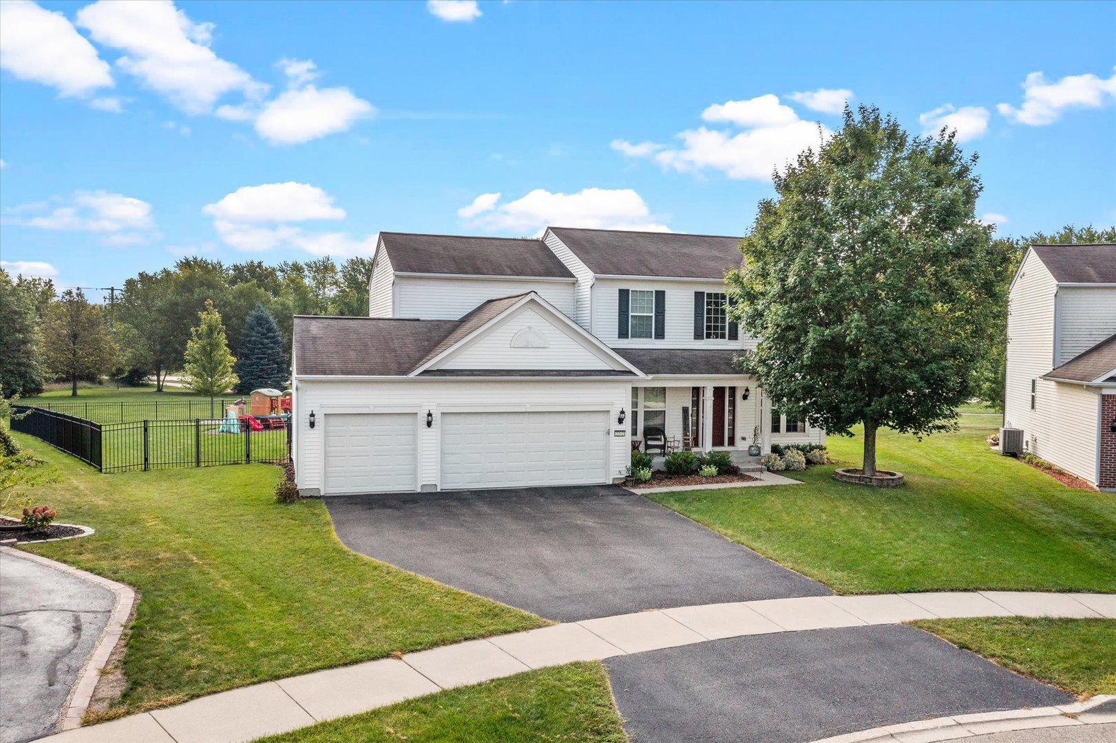 2262 Emerald Lane