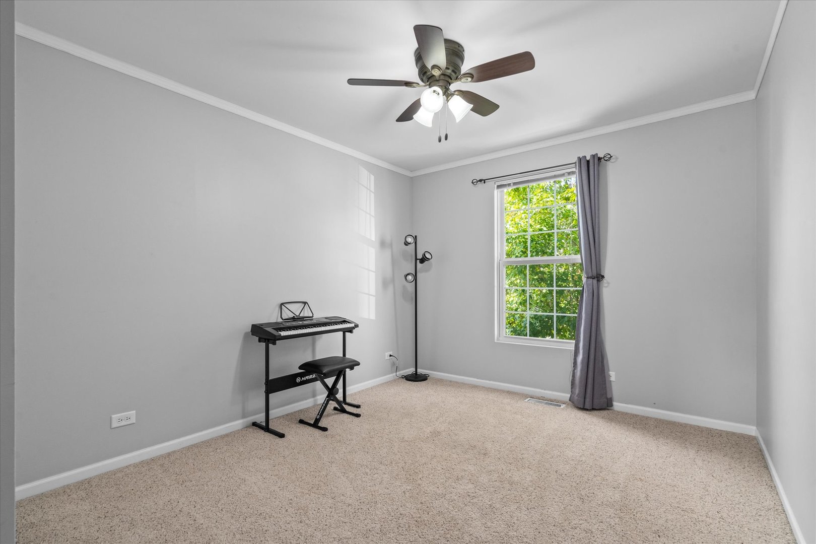 2262 Emerald Lane