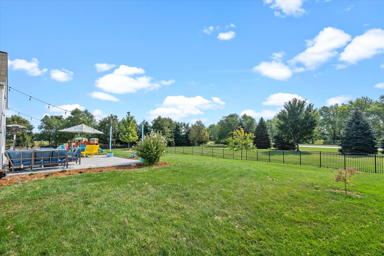 2262 Emerald Lane