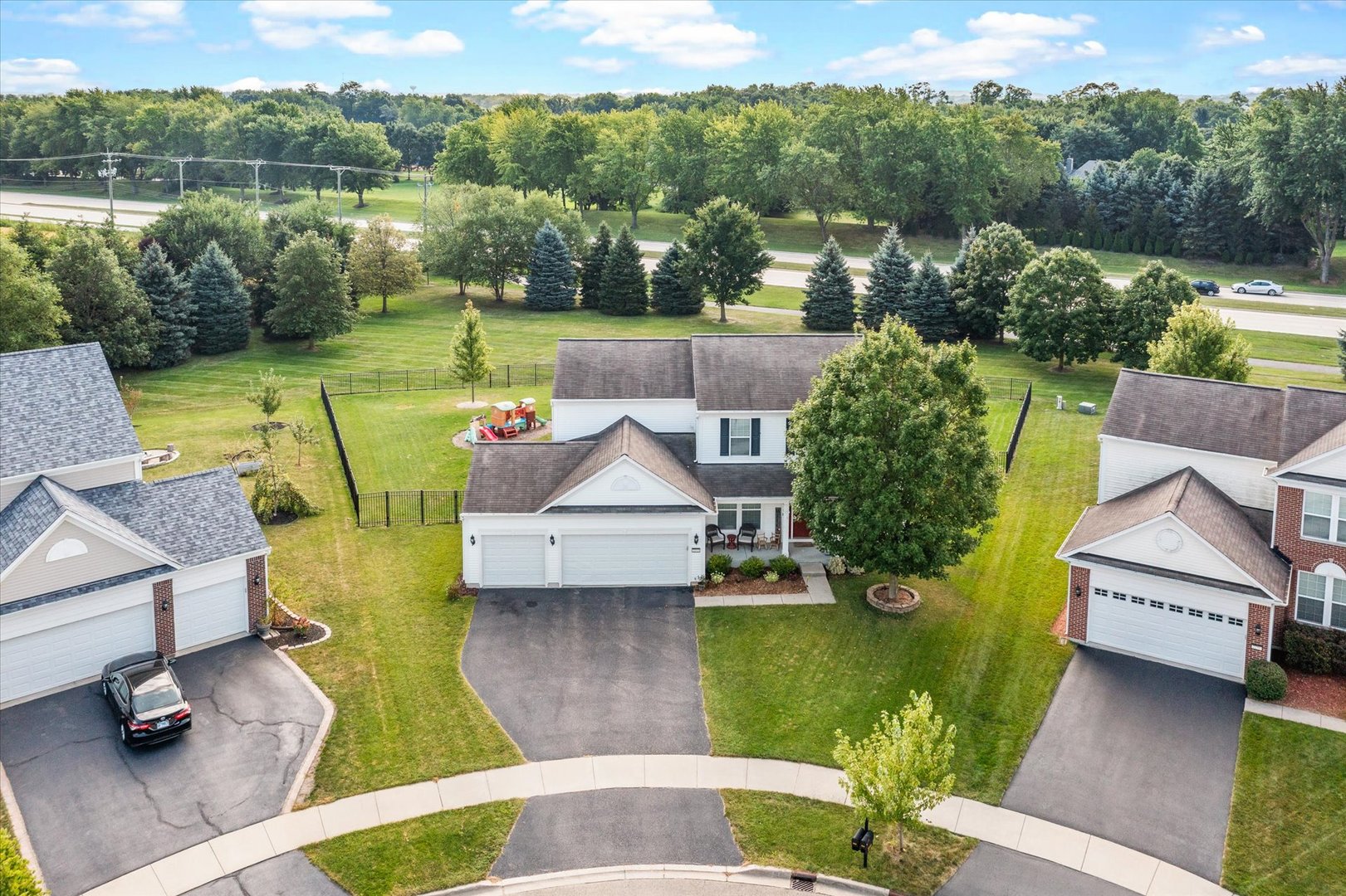 2262 Emerald Lane