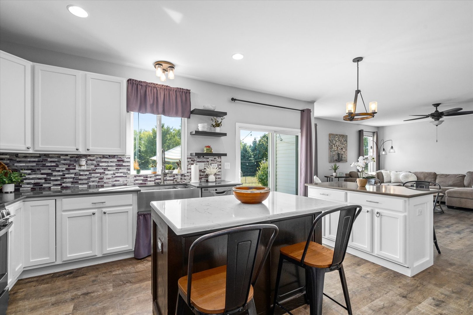 2262 Emerald Lane