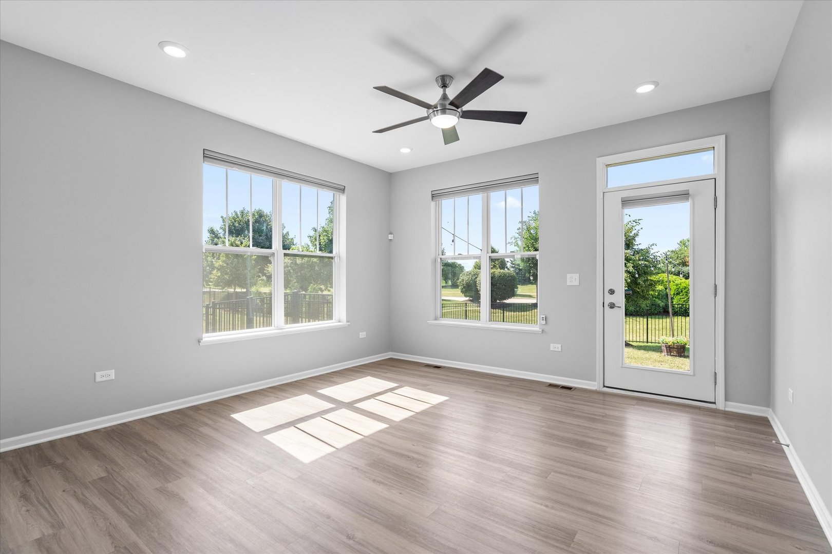 25556 W Springview Drive