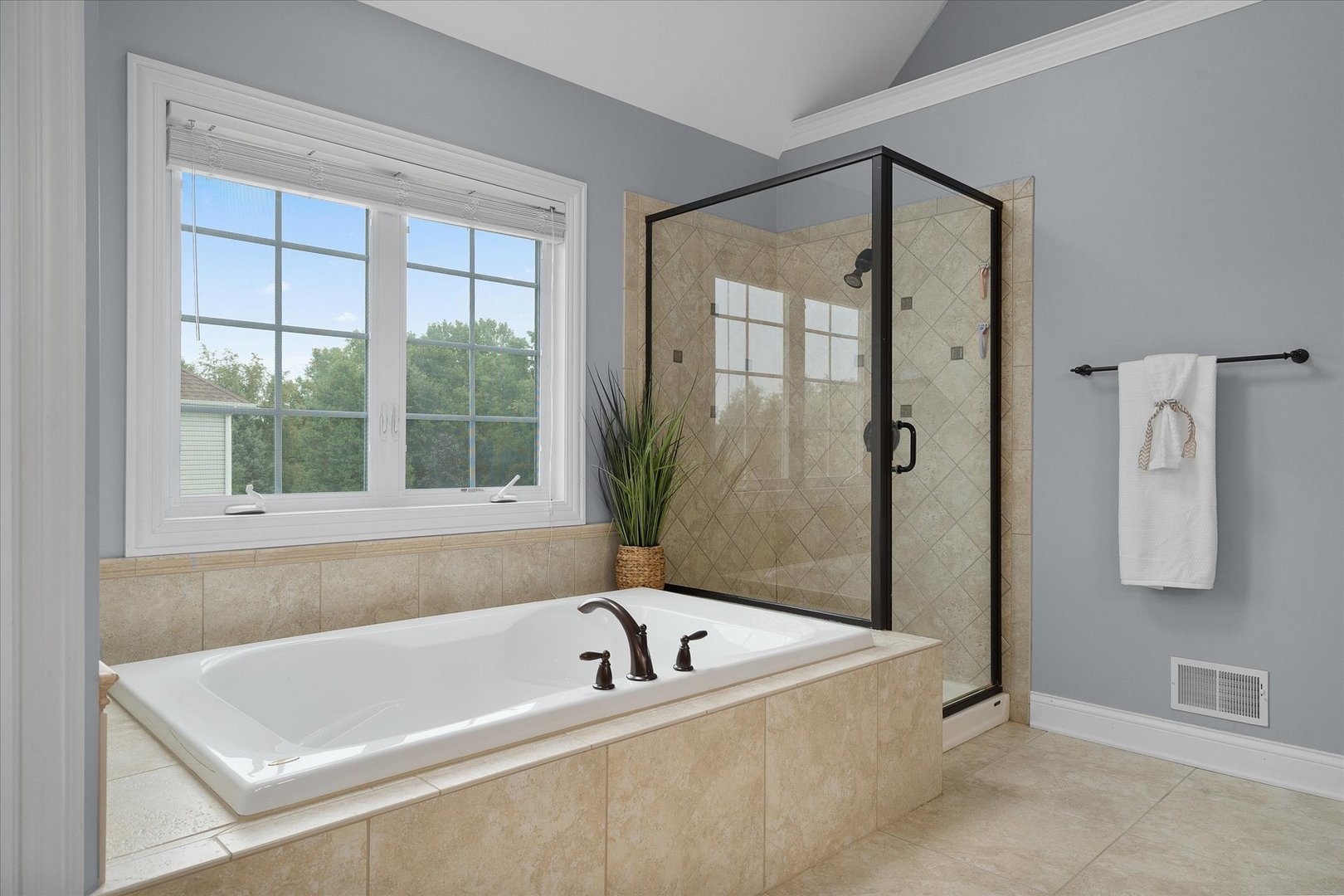 1202 Cannonball Trail