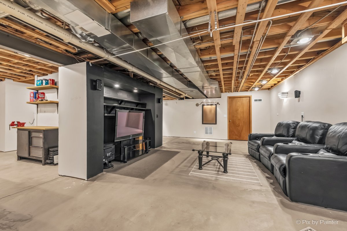 2793 Woodside Court