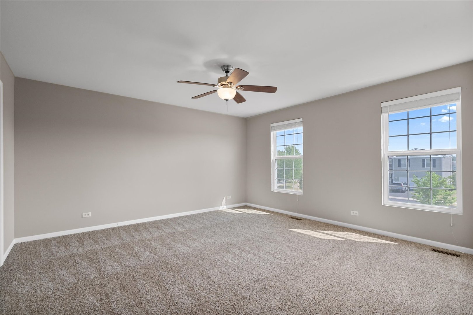 2263 Olive Lane