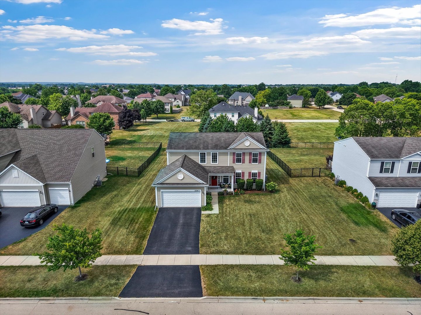 2263 Olive Lane