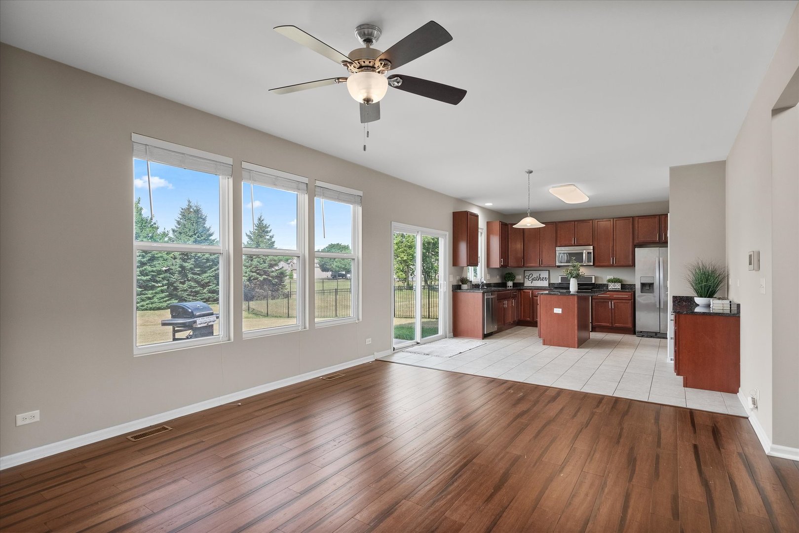 2263 Olive Lane