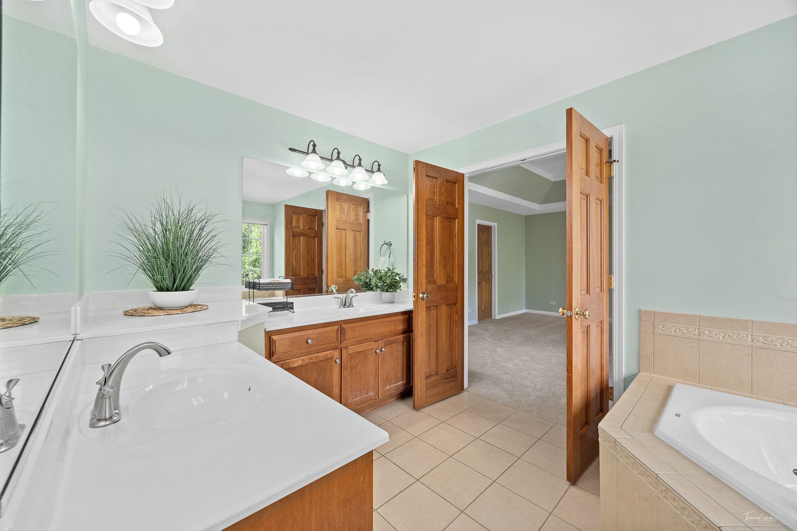 1123 Heartland Drive
